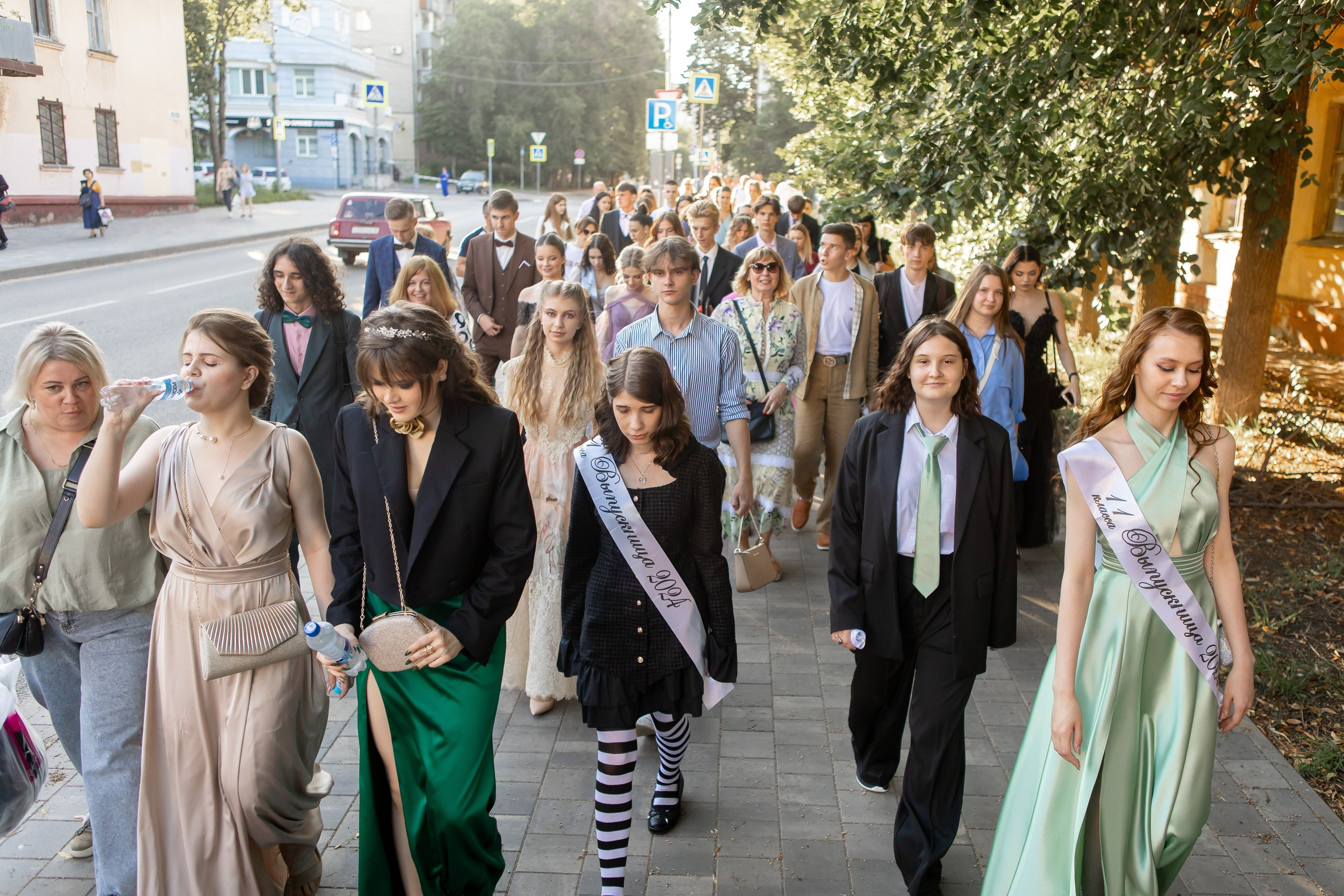 Выпускной Гимназия 12 2024 г. Свадебный и портретный Фотограф в Липецке Дмитрий Котюков