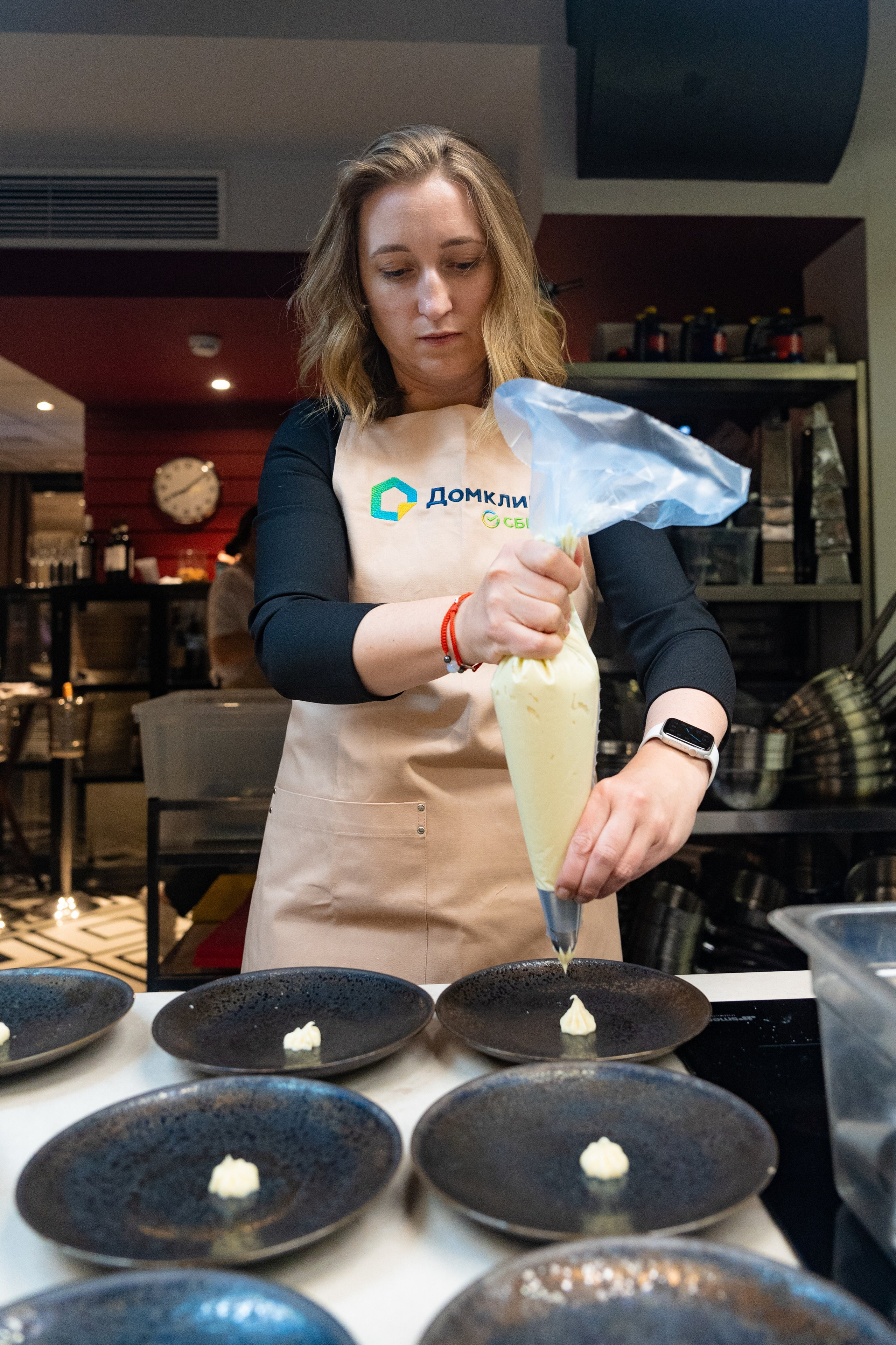 NOVIKOV SCHOOL — Умами зал. Фотограф Никита Комаров