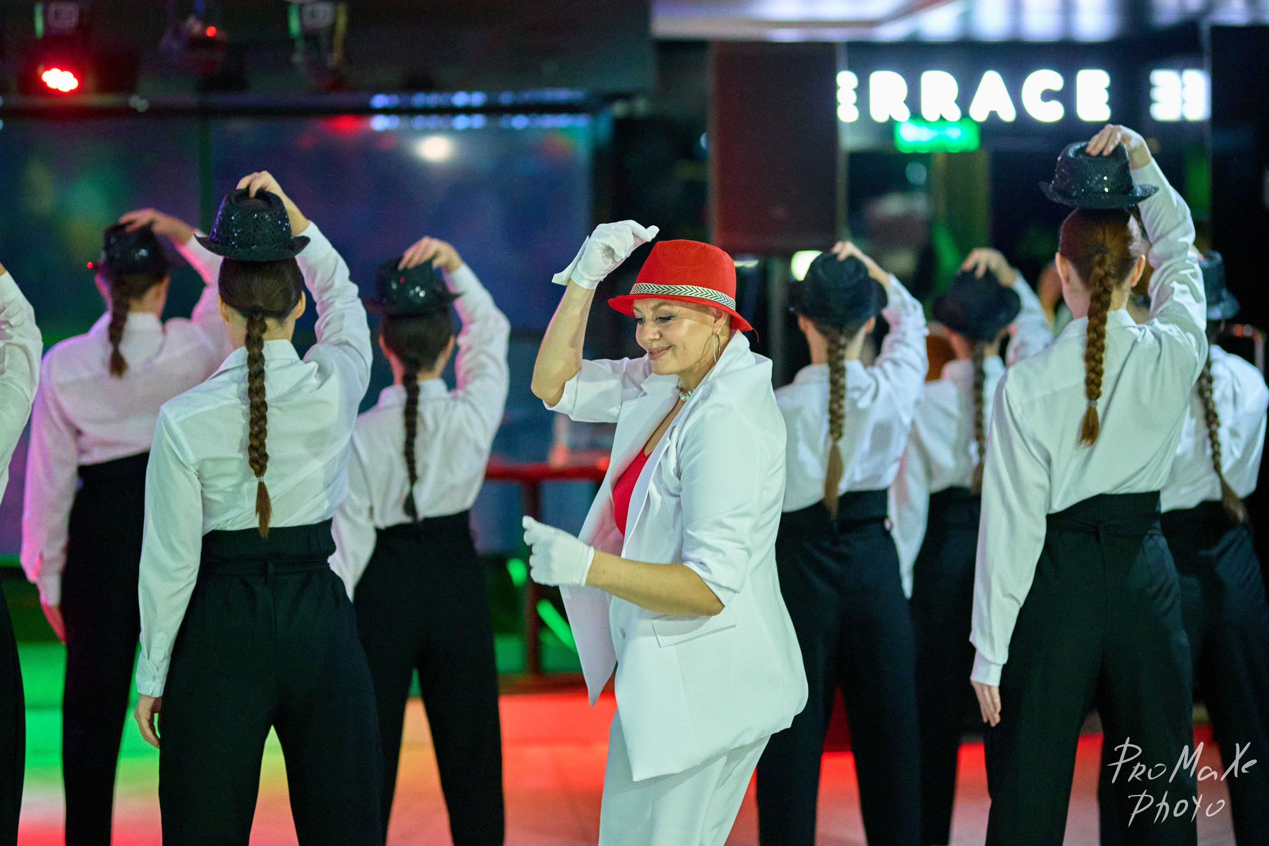 Зал КРАСА МАСС-МЕДИА ЧУВАШИИ. Владимир Суздалов (ProMaXe) — Портретный фотограф, тематические фотосессии в Чебоксарах