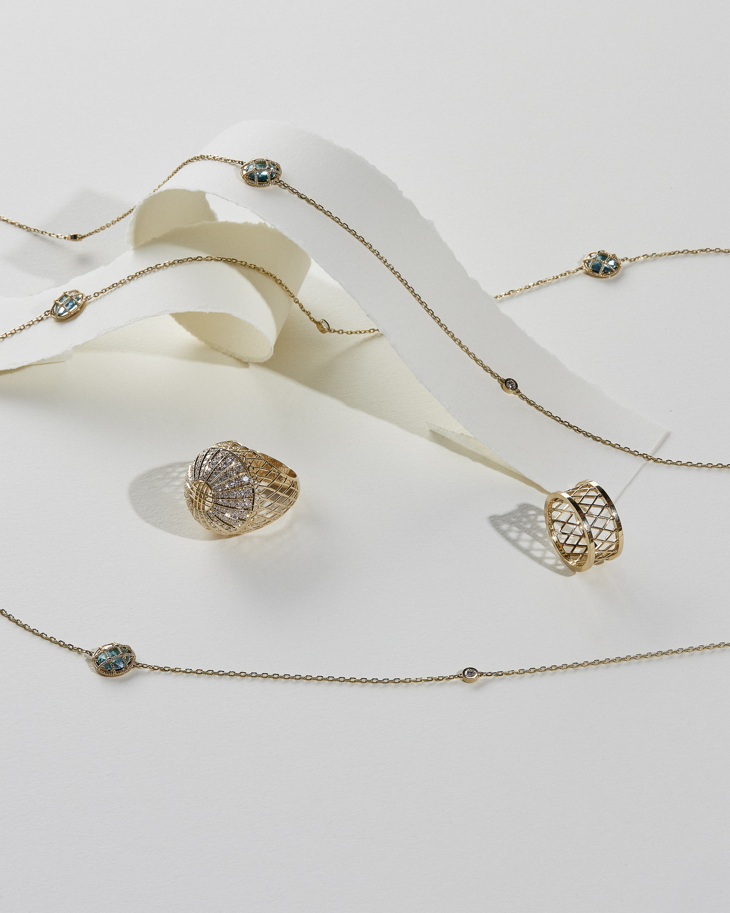 Kazakh Yuvelir. Fashion and advertising photographer