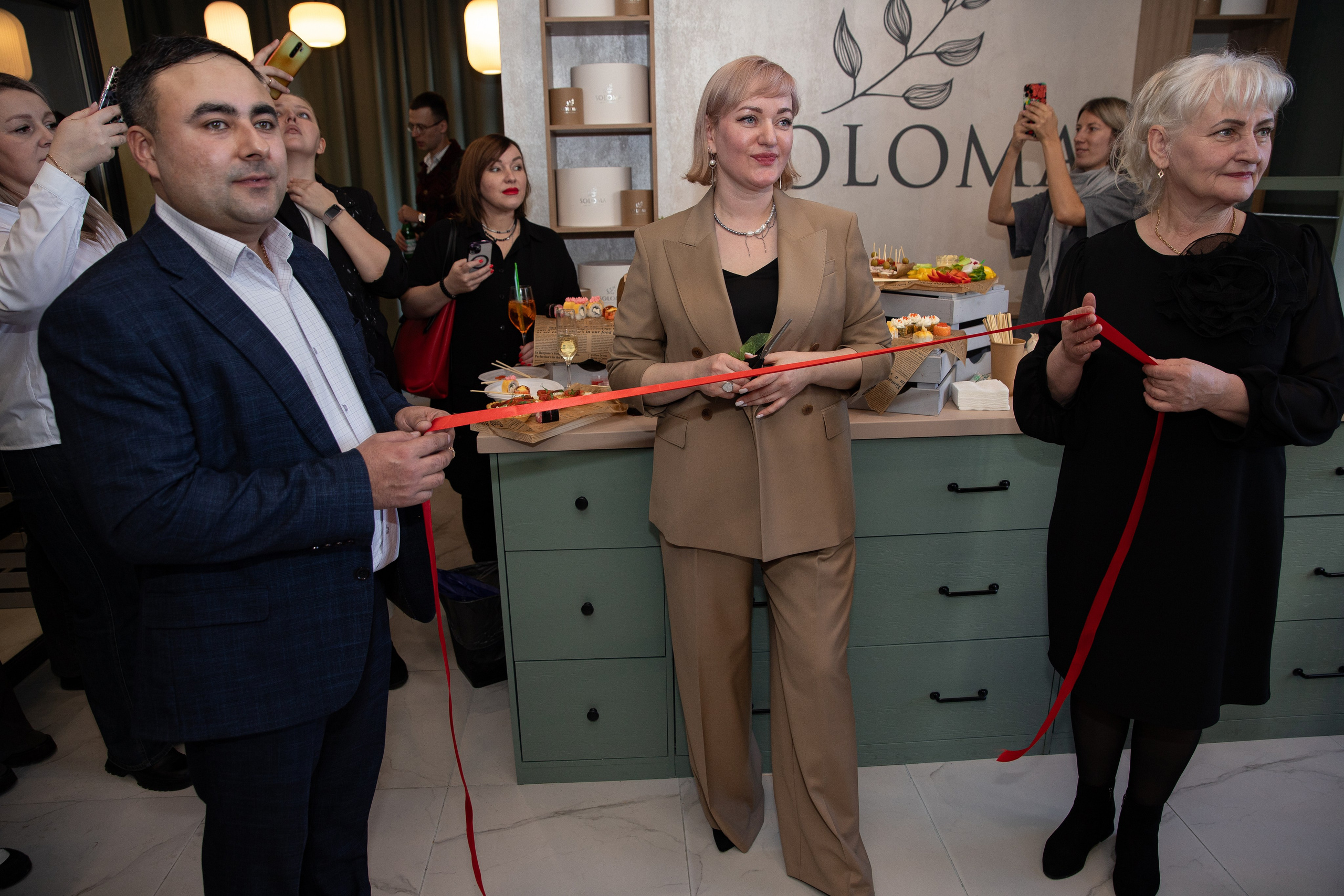 Открытие цветочного магазина SOLOMA. Свадебный фотограф Иркутск, репортажный фотограф Иркутск