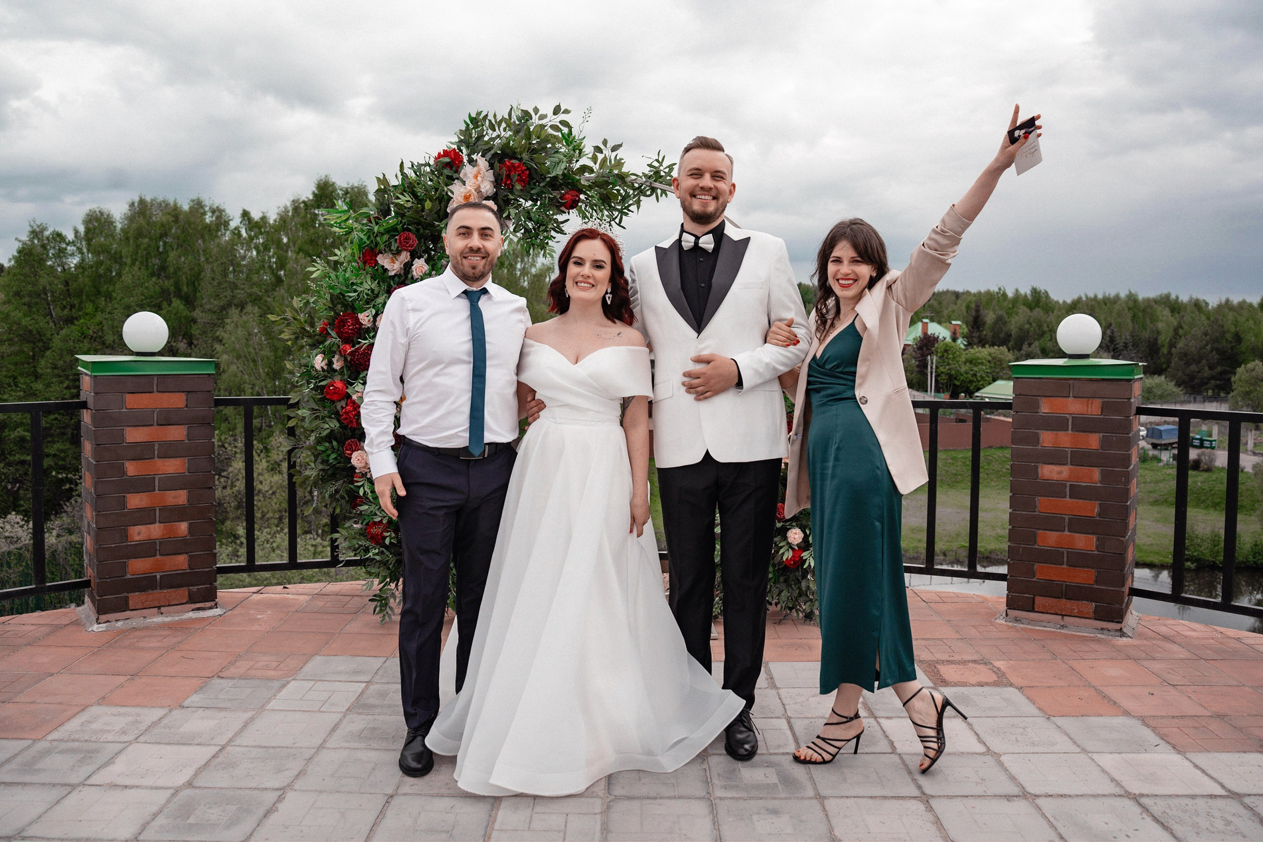 Свадебная фотосессия в Loft «Manhattan» в Пучково. Свадебный фотограф в Пучково