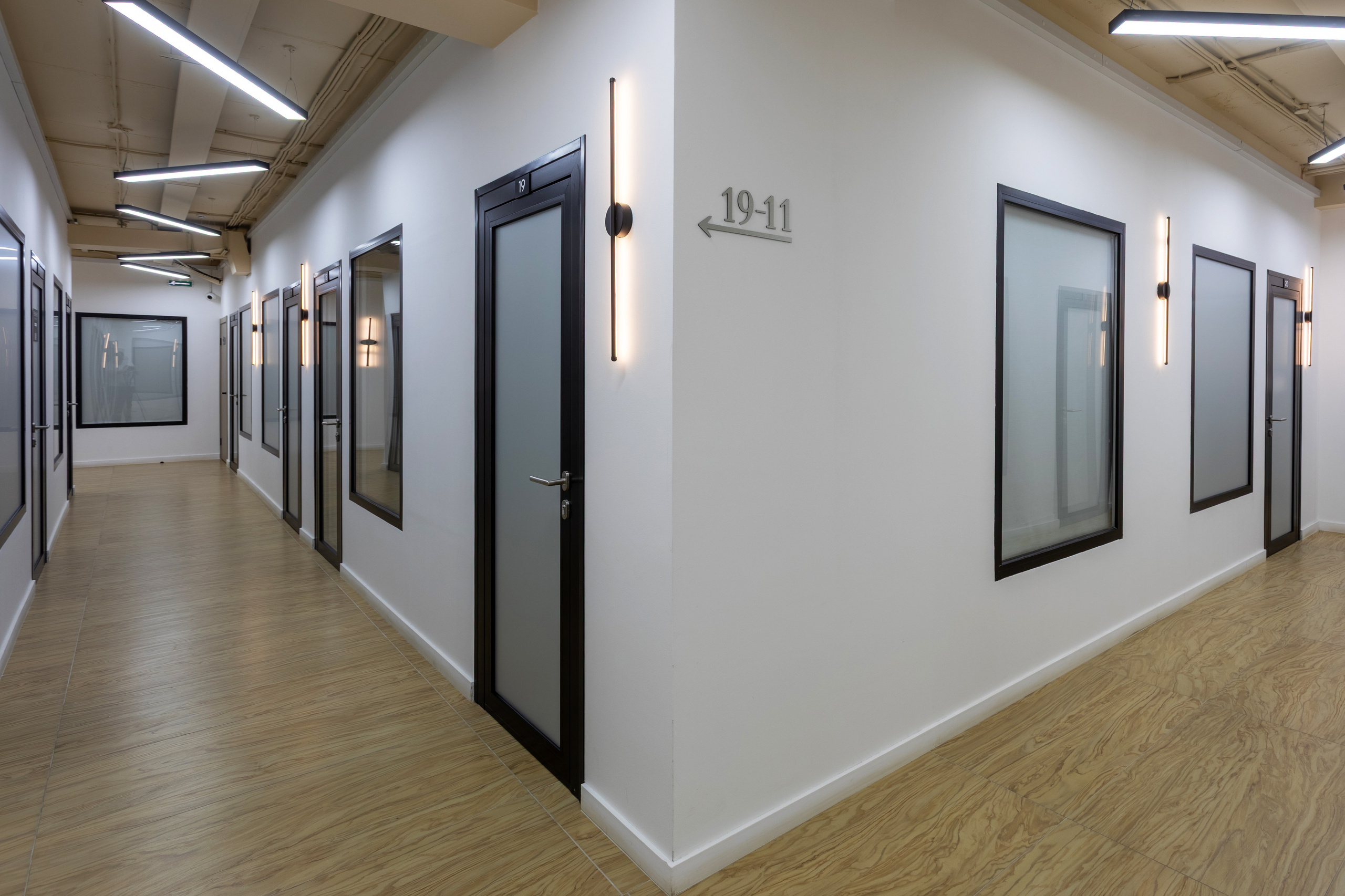 Бизнес-центр My Space Уфа, фото Алексея Муравьёва, современный офис,Лобби бизнес-центра My Space, съёмка фотографа Алексея Муравьёва, деловая атмосфера,Офисные помещения My Space Уфа, работа фотографа Алексея Муравьёва, деловой интерьер,Конференц-зал бизнес-центра My Space, фото Алексея Муравьёва, бизнес-встречи,Рецепция бизнес-центра My Space Уфа, съёмка Алексея Муравьёва, премиальный дизайн,Офисное пространство My Space, фото Алексея Муравьёва, рабочая зона,Панорамные окна бизнес-центра My Space, работа фотографа Алексея Муравьёва, вид на город,Лифт бизнес-центра My Space Уфа, съёмка Алексея Муравьёва, комфорт,Переговорная комната My Space, фото Алексея Муравьёва, деловой стиль,Зона отдыха бизнес-центра My Space, работа фотографа Алексея Муравьёва, комфорт для сотрудников,Инфраструктура My Space Уфа, съёмка Алексея Муравьёва, бизнес-услуги,Паркинг бизнес-центра My Space, фото Алексея Муравьёва, безопасность,Вестибюль My Space, работа фотографа Алексея Муравьёва, элегантность,Офисные кабинеты бизнес-центра My Space, съёмка Алексея Муравьёва, функциональность,Общественные зоны My Space Уфа, фото Алексея Муравьёва, современный дизайн,Рецепция и зона ожидания My Space, работа фотографа Алексея Муравьёва, стиль,Офисные перегородки бизнес-центра My Space, съёмка Алексея Муравьёва, зонирование,Интерьер бизнес-центра My Space Уфа, фото Алексея Муравьёва, деловой интерьер,Офисная мебель My Space, работа фотографа Алексея Муравьёва, эргономичность,Освещение бизнес-центра My Space, съёмка Алексея Муравьёва, комфорт для работы