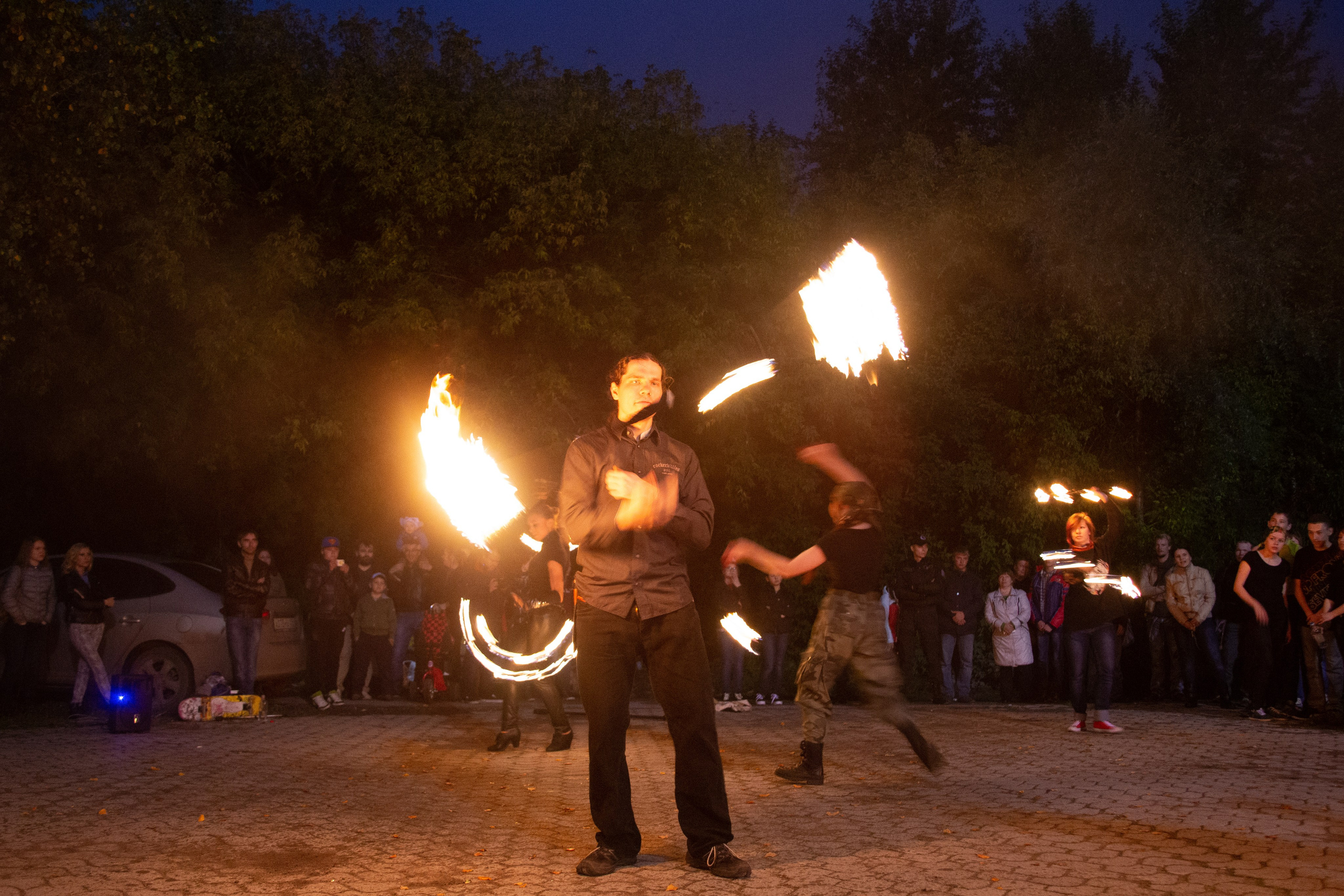 Огненное шоу в Перми. Фотограф Никита Попов. Фотограф Пермь. Фотосессия в фотостудии Перми и на свежем воздухе