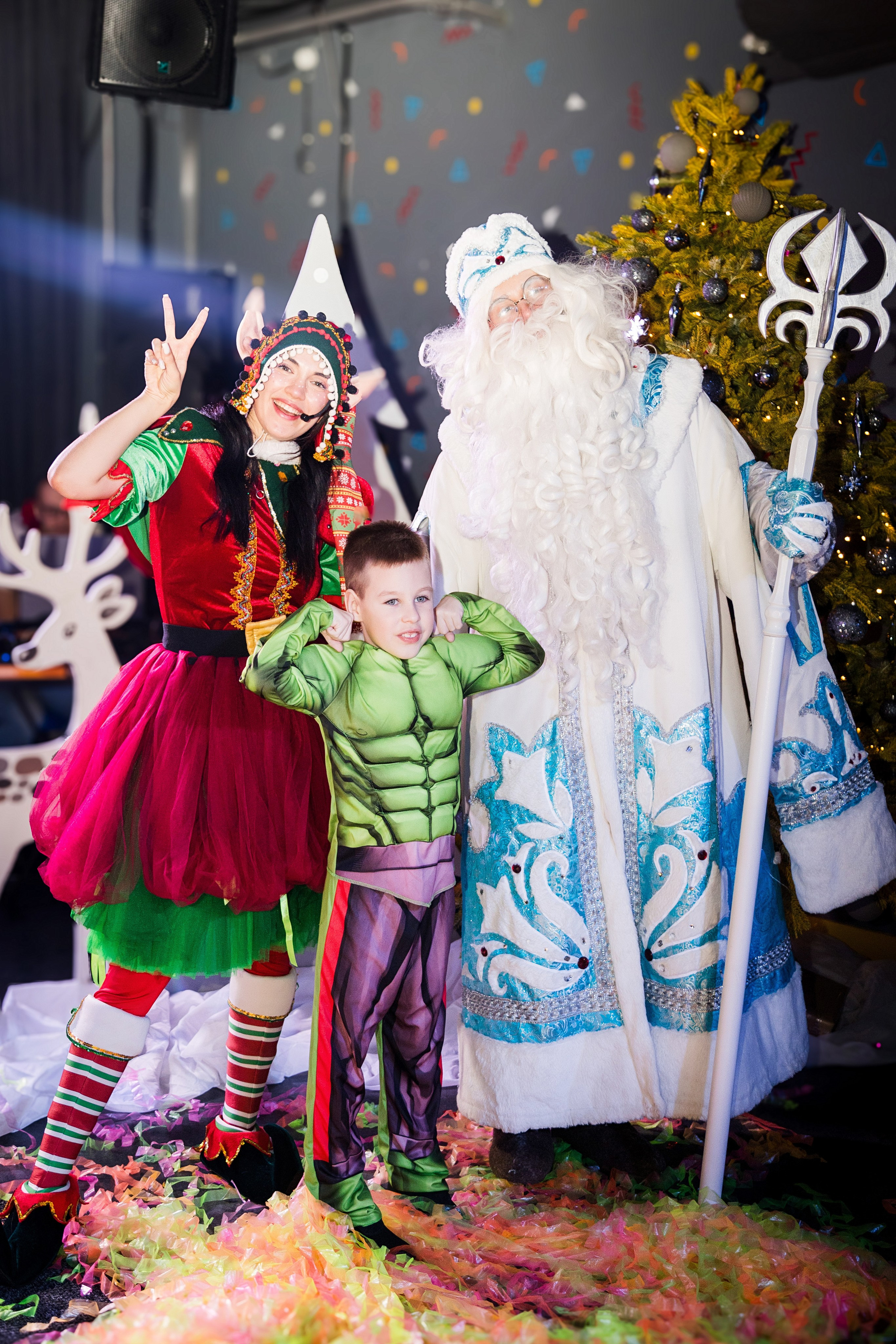 Новогодние утренники. Детский фотограф видеограф в Хабаровске Михаил Орлов