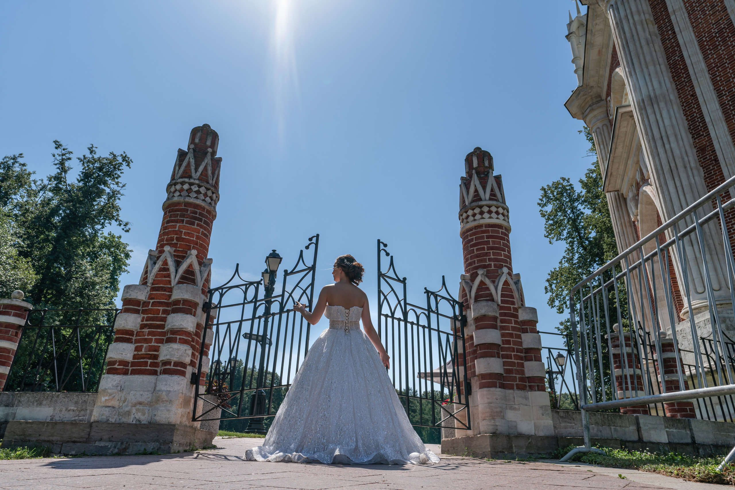 Свадебная фотосессия в Царицыно. Свадебный фотограф Вера Климова
