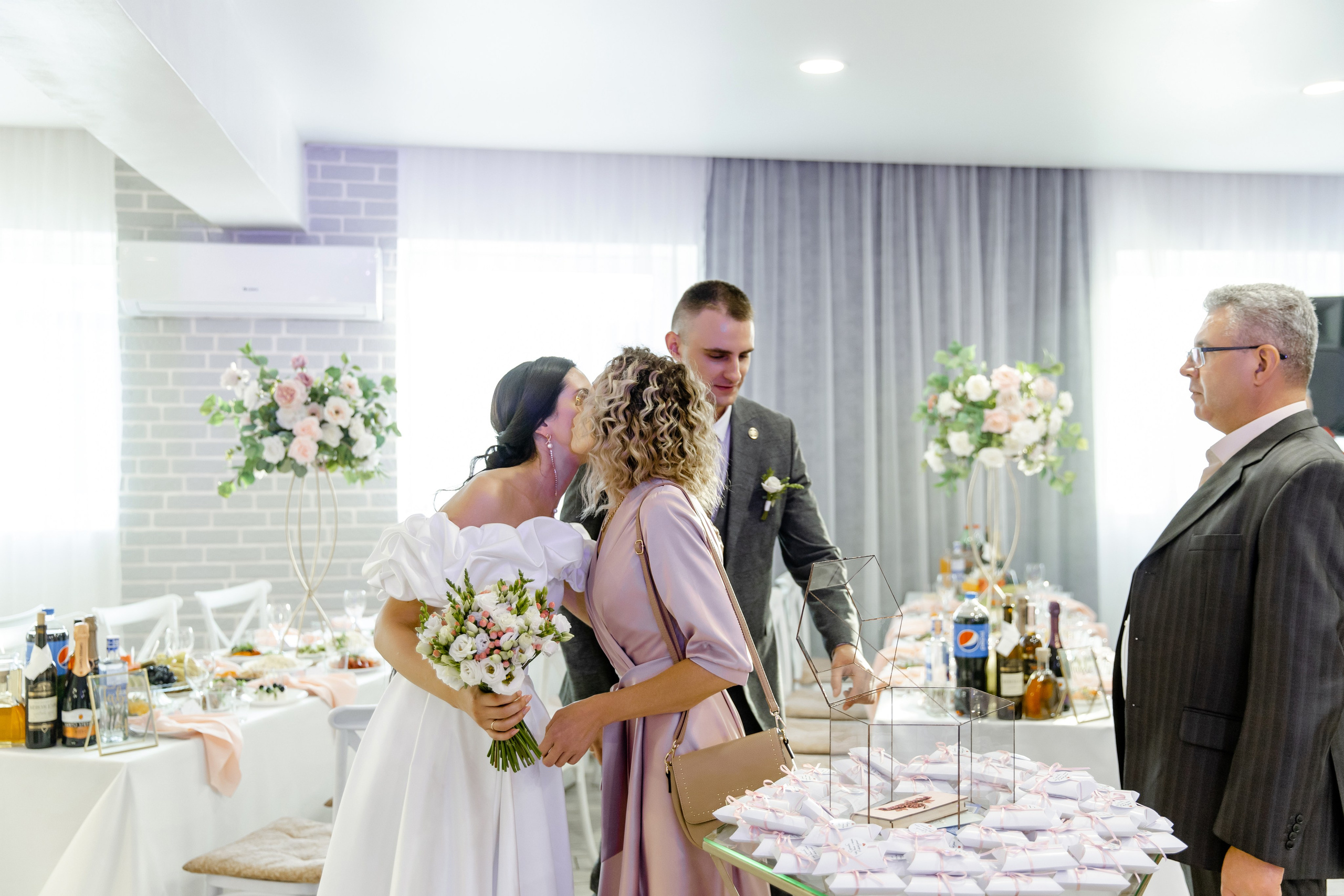 Свадебный день Сергея и Наташи. Свадебный фотограф Анна Бабахина