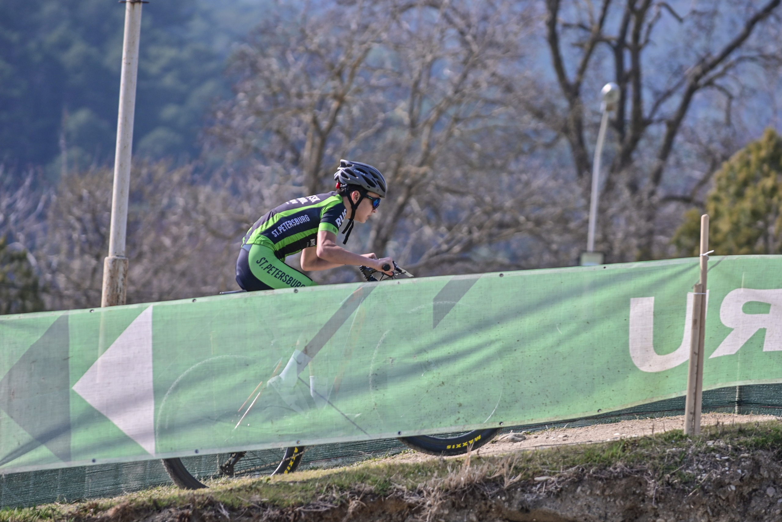 Маунтинбайк, кросс-кантри в Архипо-Осиповке 16 марта 2025. Спортивный фотограф, фотожурналист Павел Ларькин
