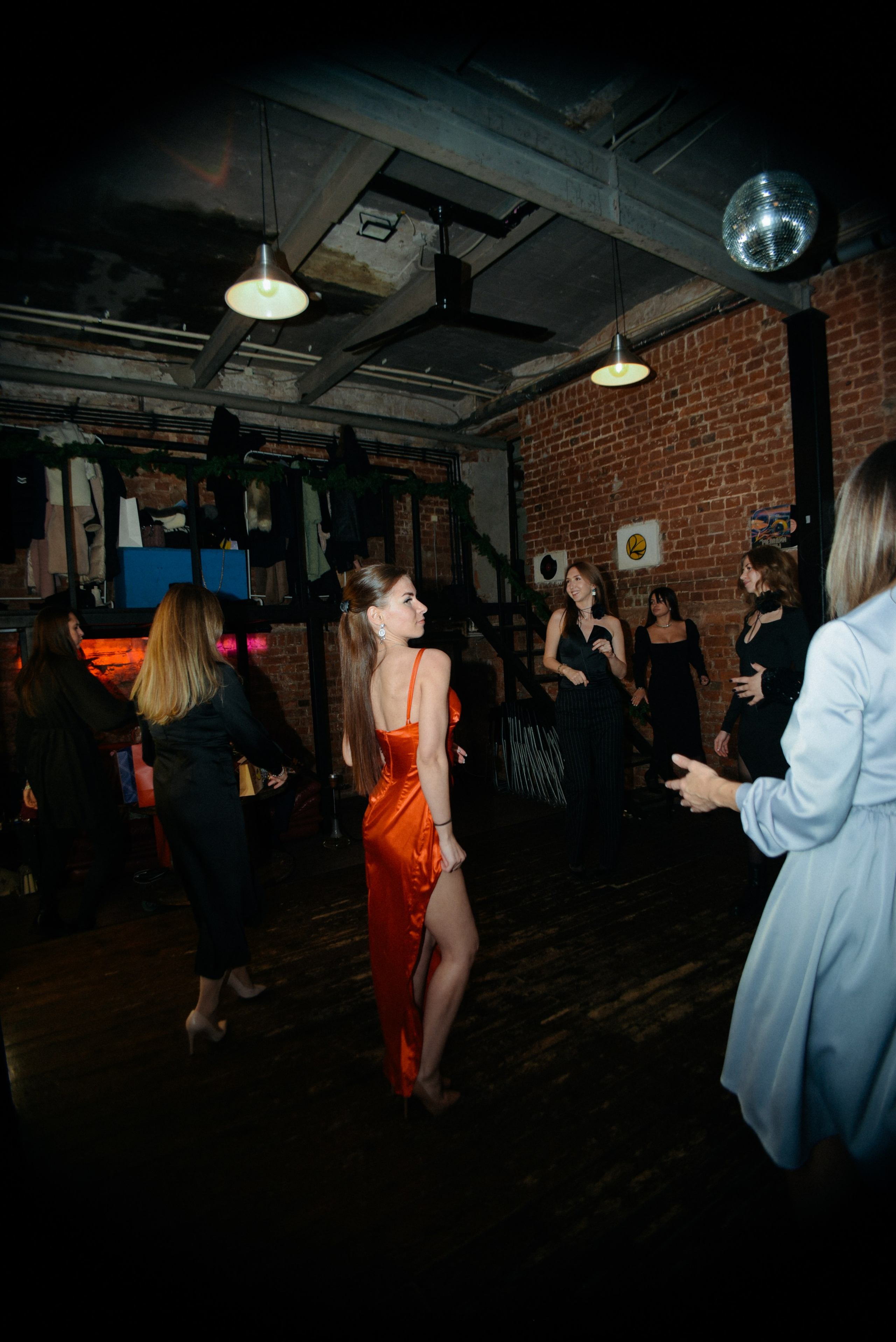 Этажи Оскар. Фотограф Лола Волна, город Москва