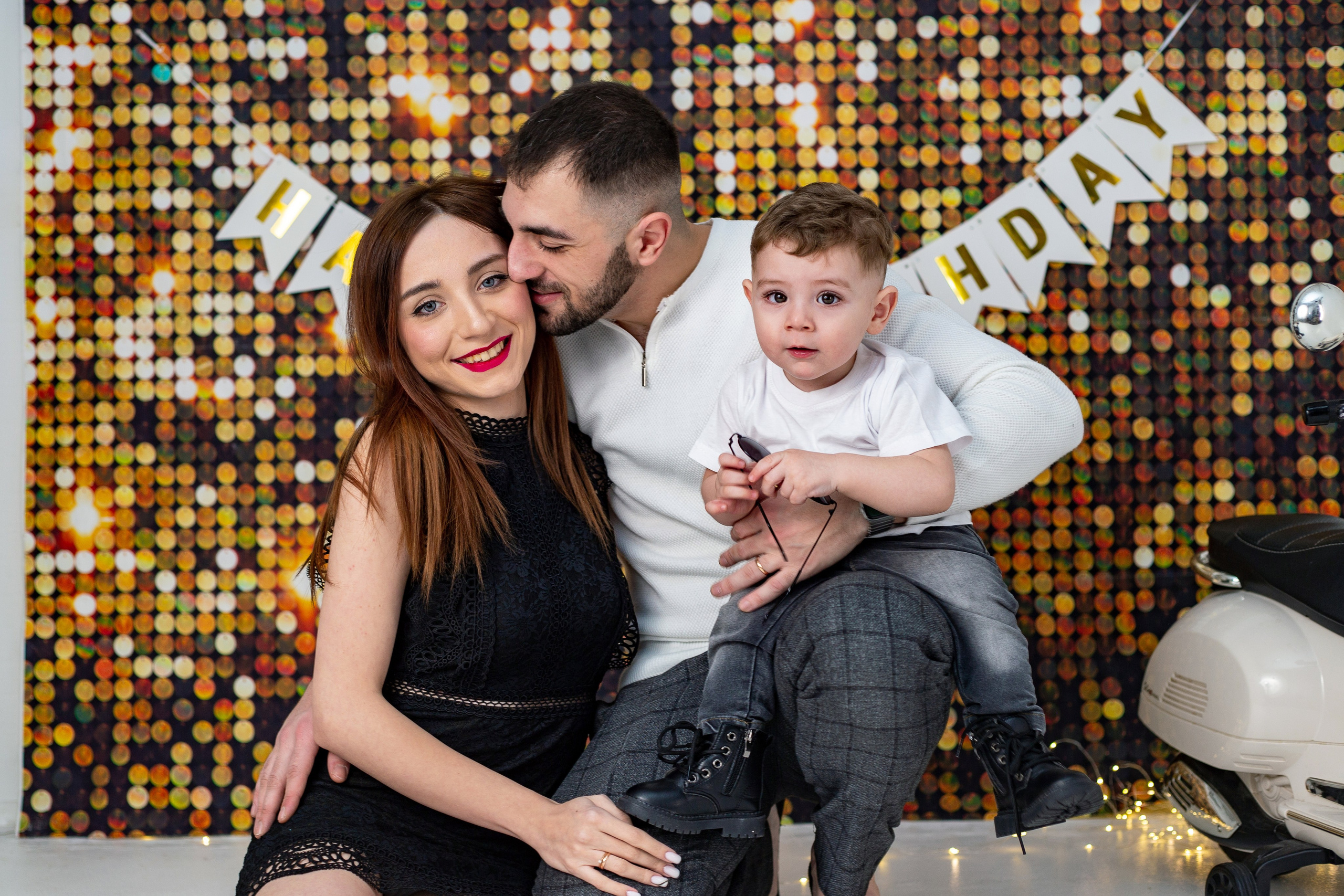 Фотоссесия фотостудия. Фотограф Краснодара, фотограф в парке Галецкого.репортажный фотограф. детский фотограф, свадебный фотограф. профессиональный фотограф