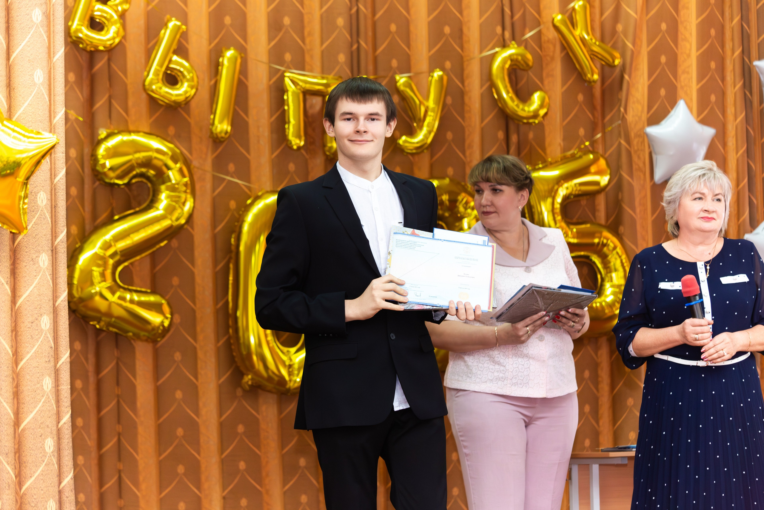 Вручение дипломов 2025 9 ШКОЛА МЦЕНСК. ТВОЙ АЛЬБОМ / ТВОИ ПРАВИЛА
