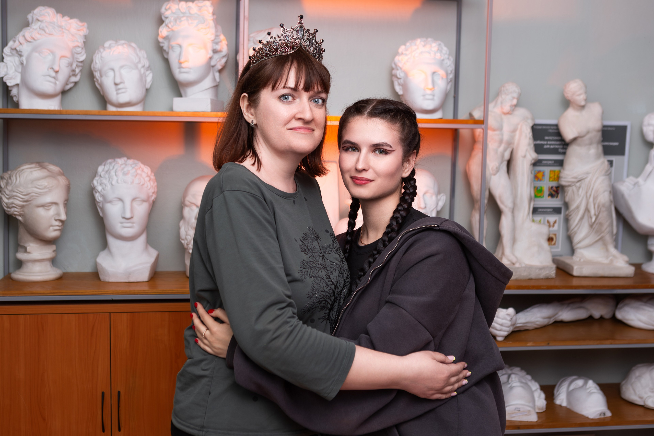 ФОТОСЕССИЯ В АУДИТОРИИ ДЛЯ БУДУЩИХ УЧИТЕЛЕЙ — выпускников Чернского профессионально-педагогического колледжа. ТВОЙ АЛЬБОМ / ТВОИ ПРАВИЛА