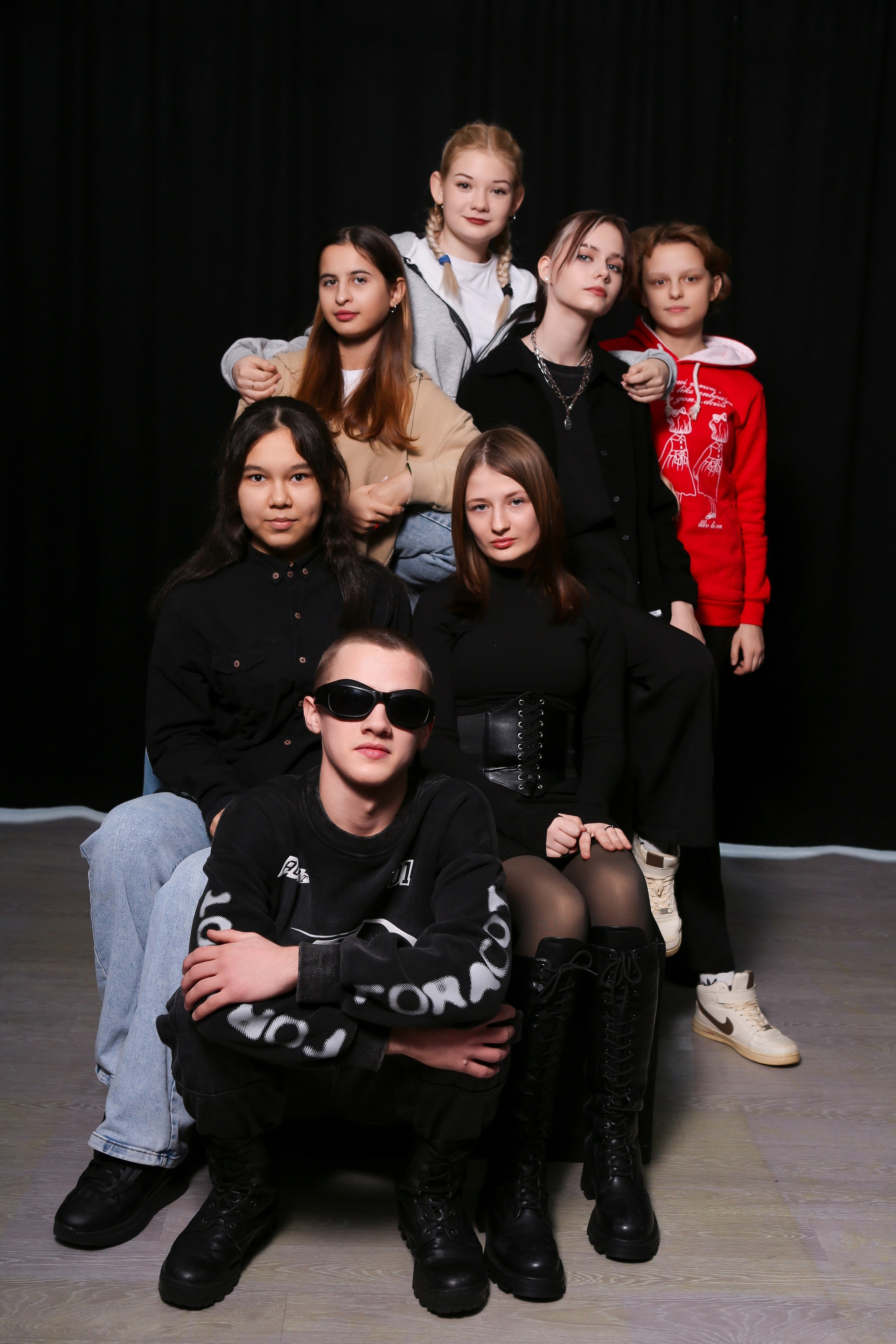 ШКОЛЬНАЯ ФОТОСЕССИЯ В СТУДИИ. ТВОЙ АЛЬБОМ / ТВОИ ПРАВИЛА