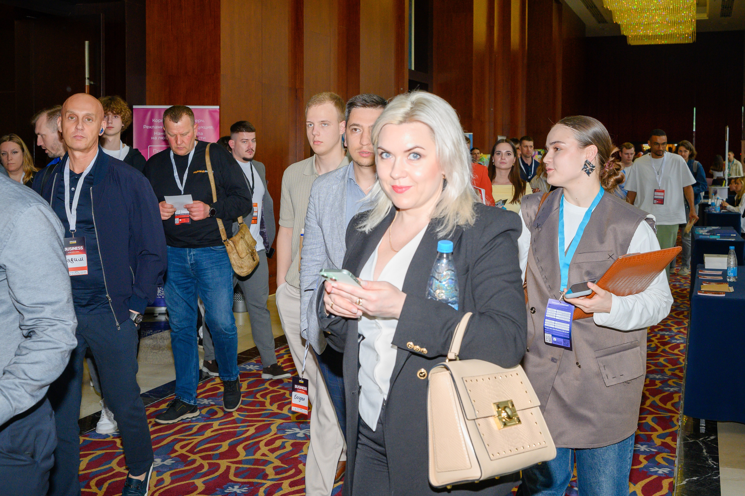 Репортажная съемка с открытия магазина. Фотоуслуги, услуги фотографа, фотографирование важных событий