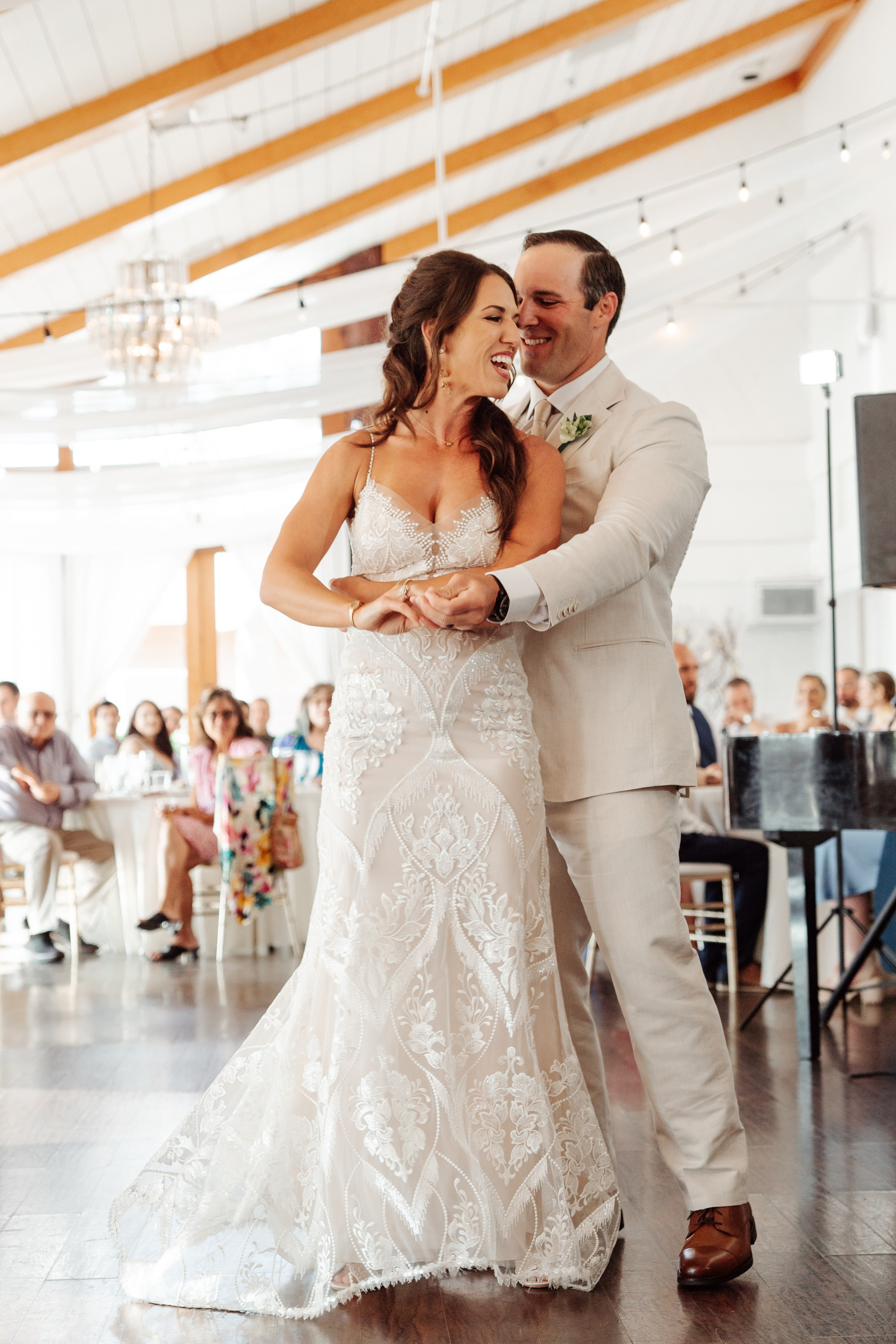 2025-08-16_BryanAmber. Ретушер Зенькевич Света