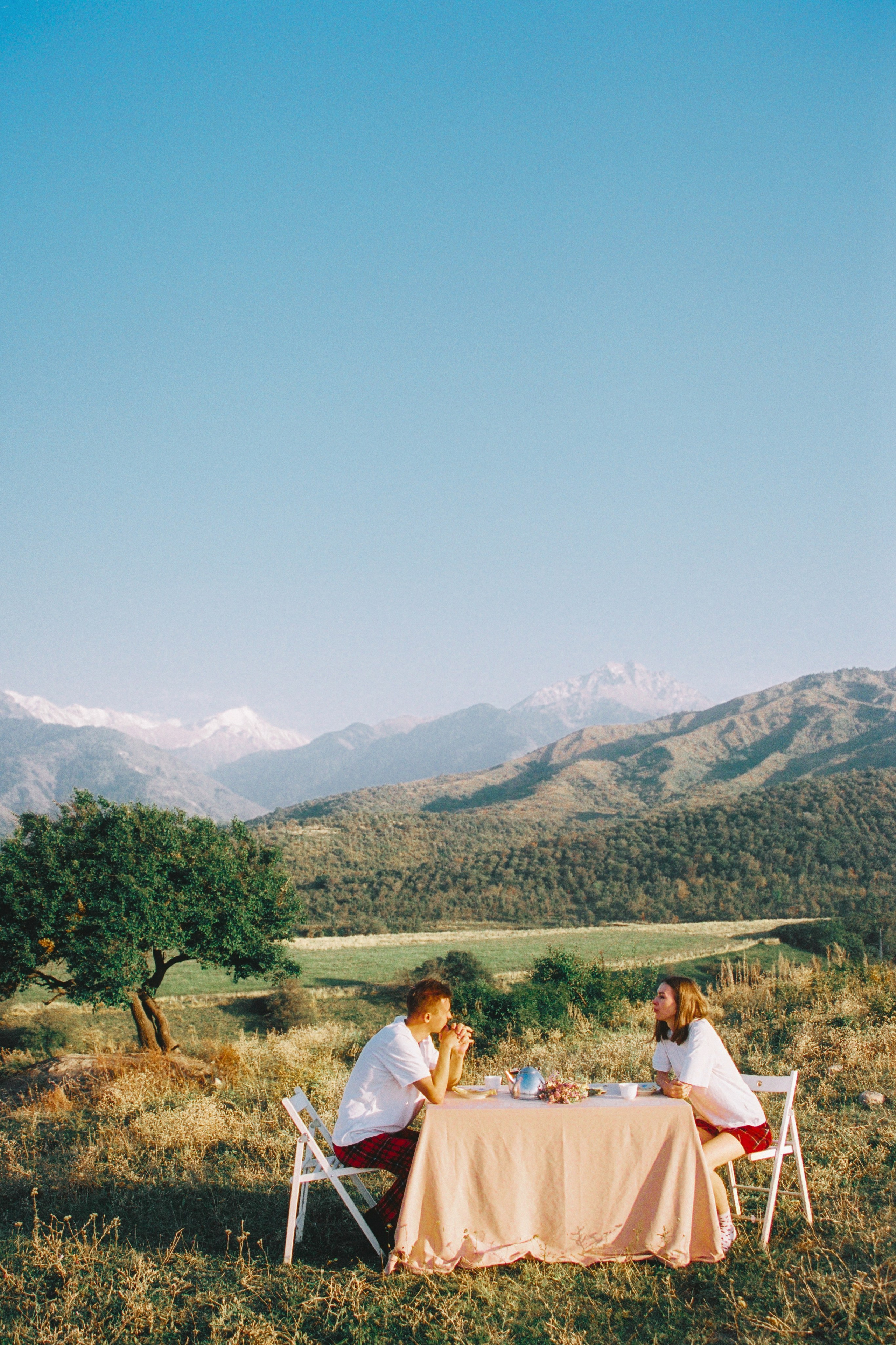 СЕГОДНЯ БУРИ НЕЖНЫ. Главная