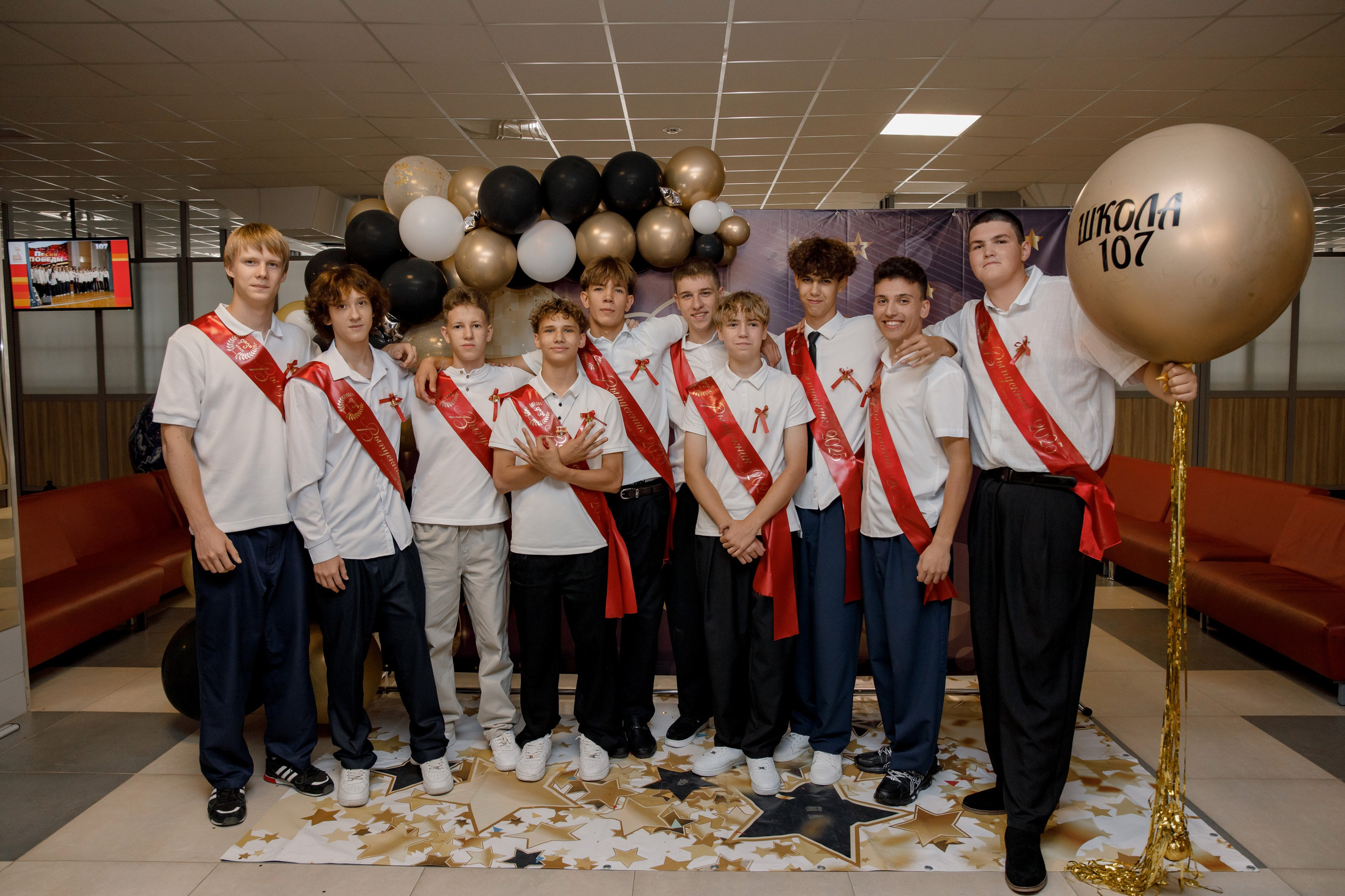 Выпускной школа 107 г Краснодар. Выпускные альбомы в Краснодарском крае