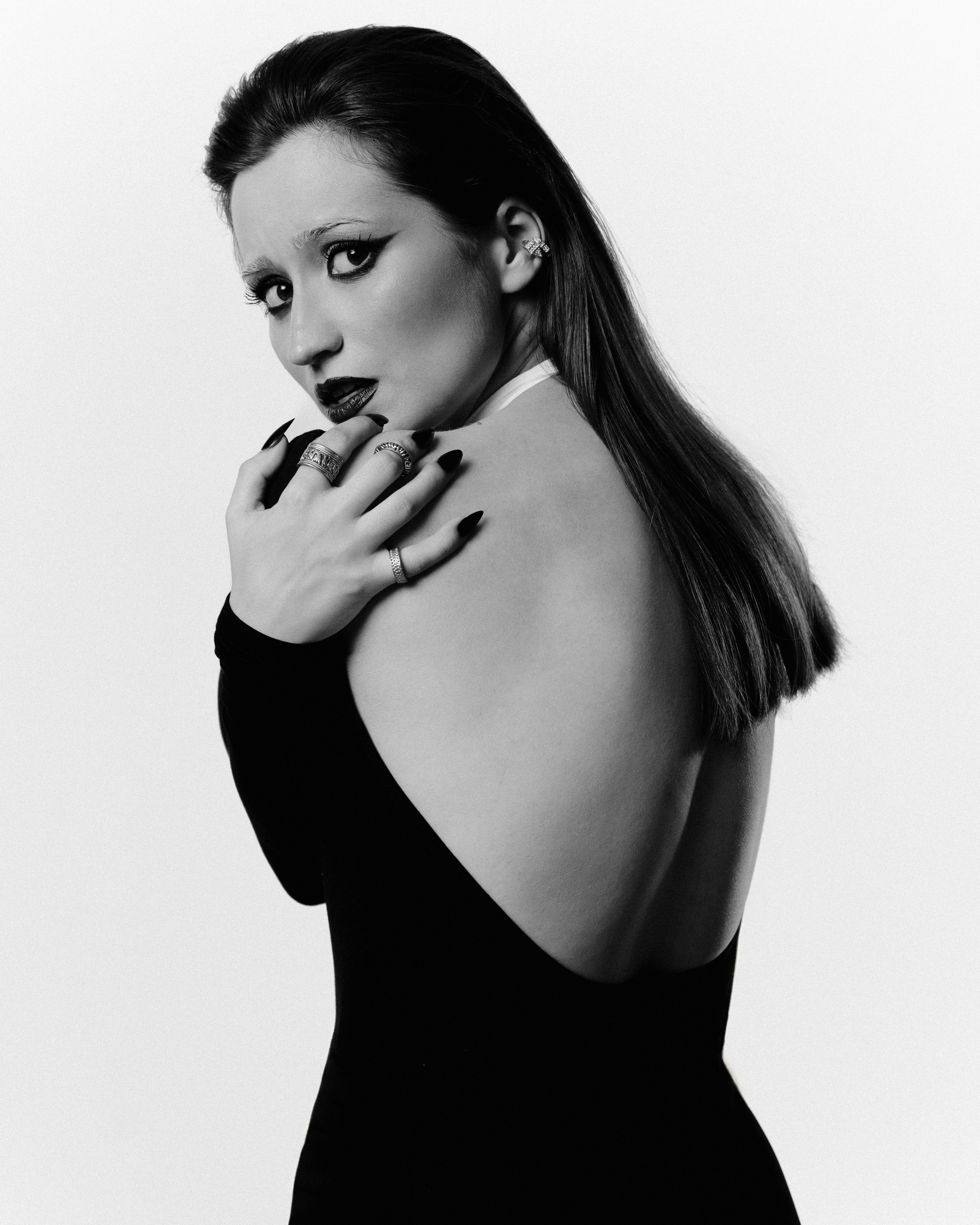 ЭМИЛИЯ | WS | 2024