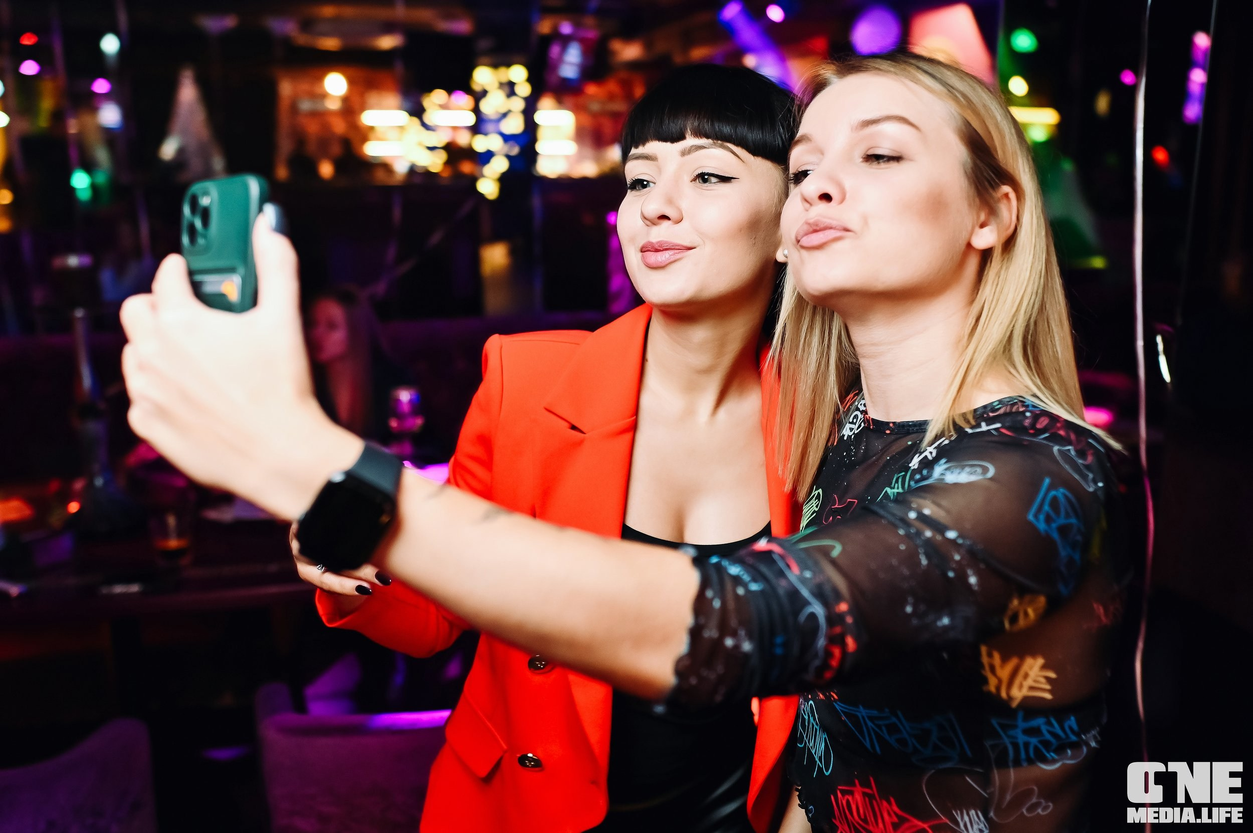 Фоторепортаж из караоке-клуба Эйфория. One Media Life: фоторепортажи, фотоотчеты с мероприятий и заведений