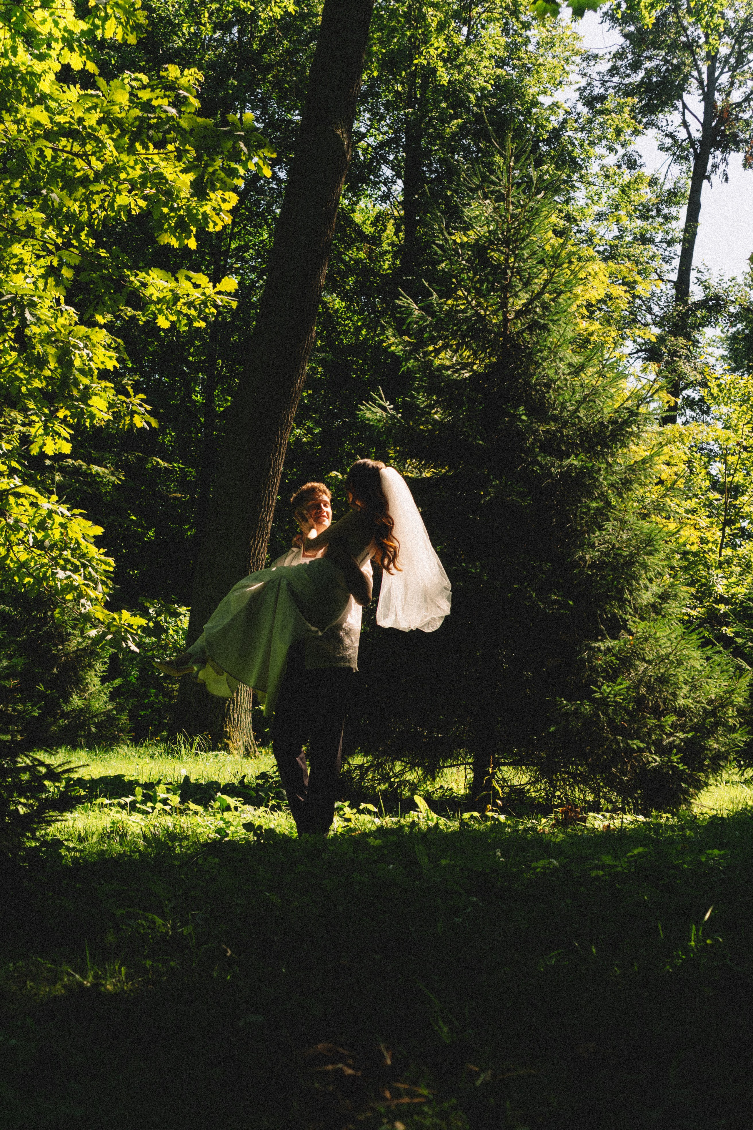 СВАДЕБНАЯ СЬЕМКА В ПЕТЕРГОФЕ И СЬЕМКА РЕПОРТАЖА В ЗАГСЕ ПЕТЕРГОФА. Профессиональный фотограф, Санкт-Петербург — Виктория Богомолова