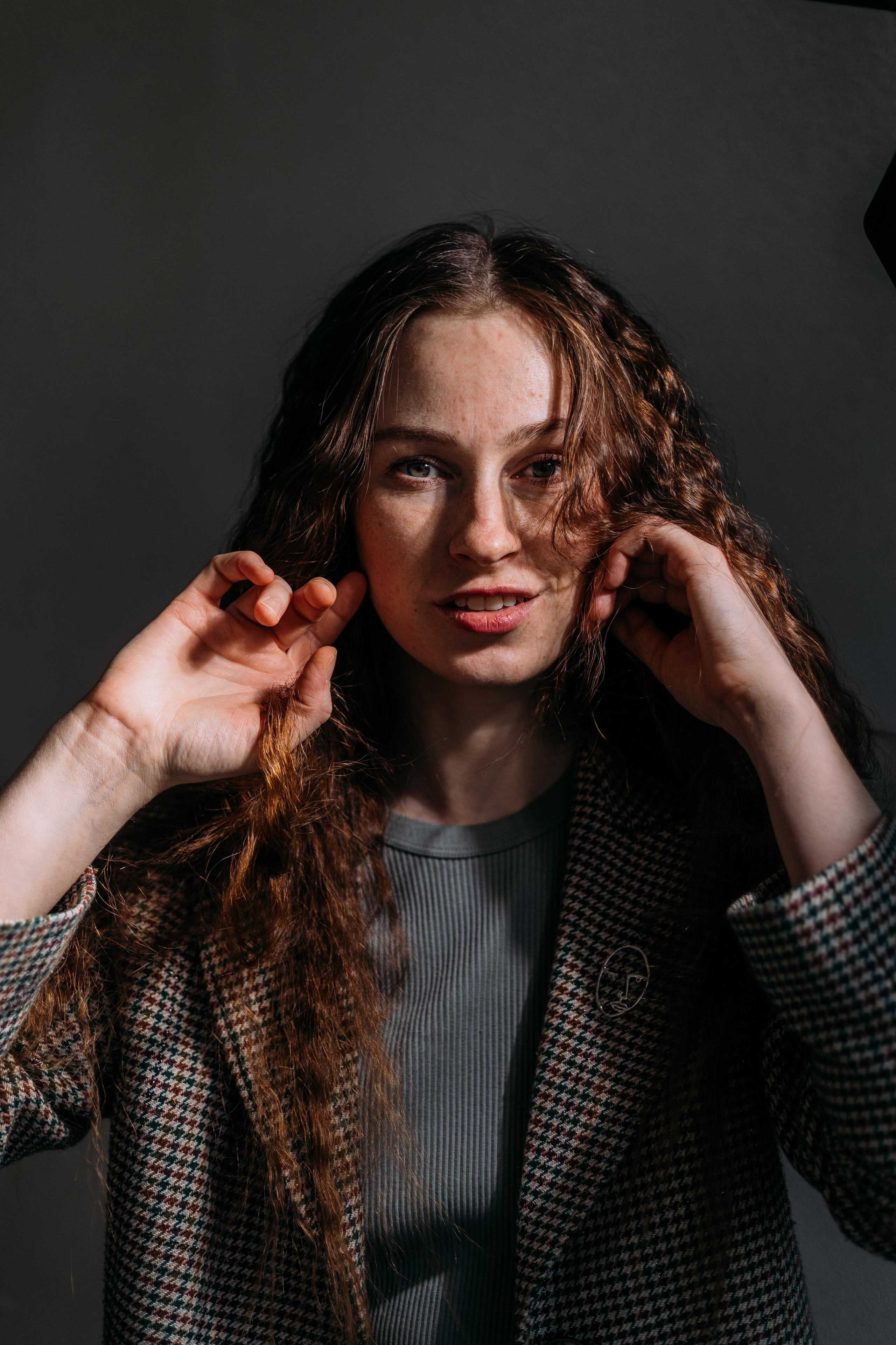 Даниэль и фонарь. Главная