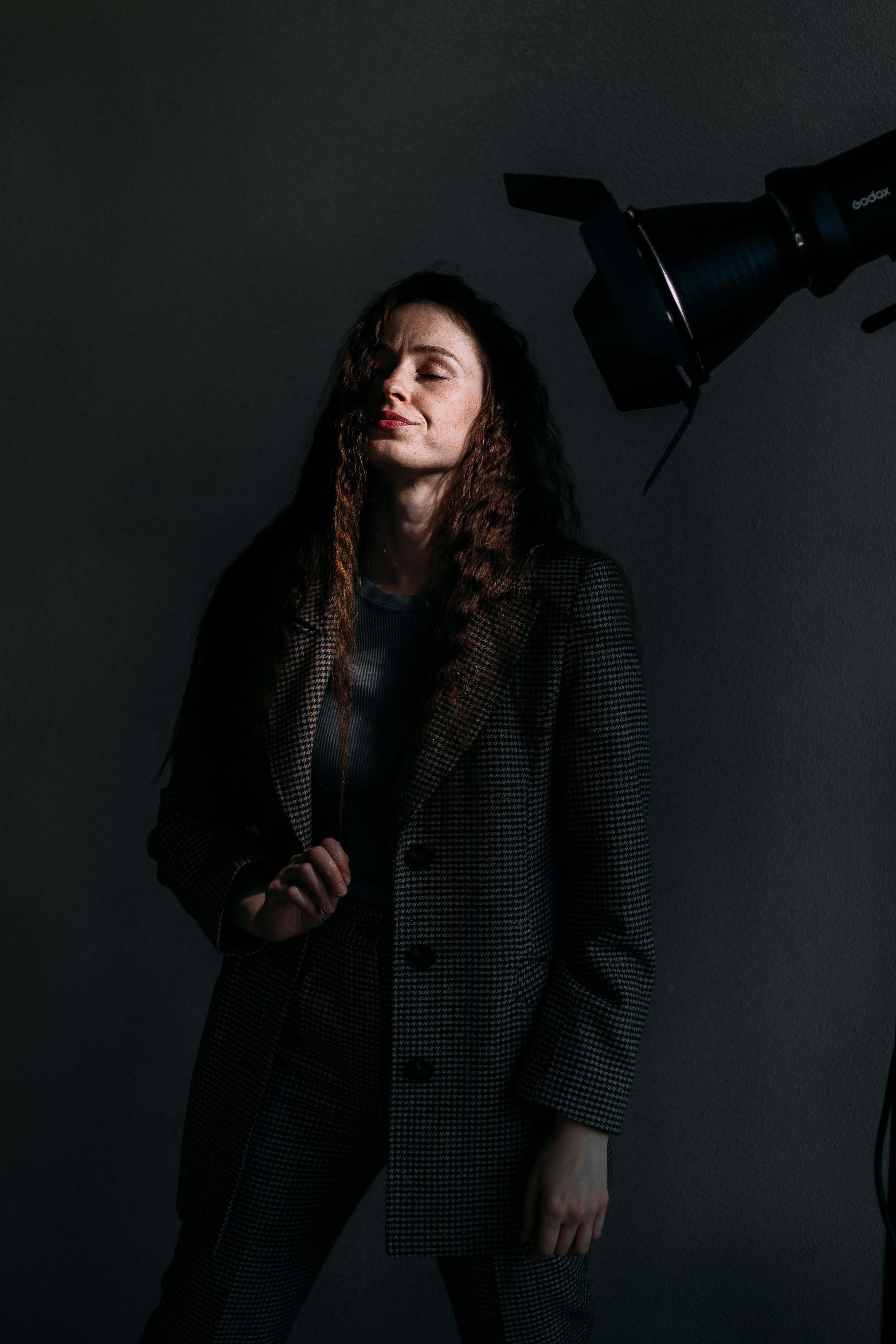 Даниэль и фонарь. Главная