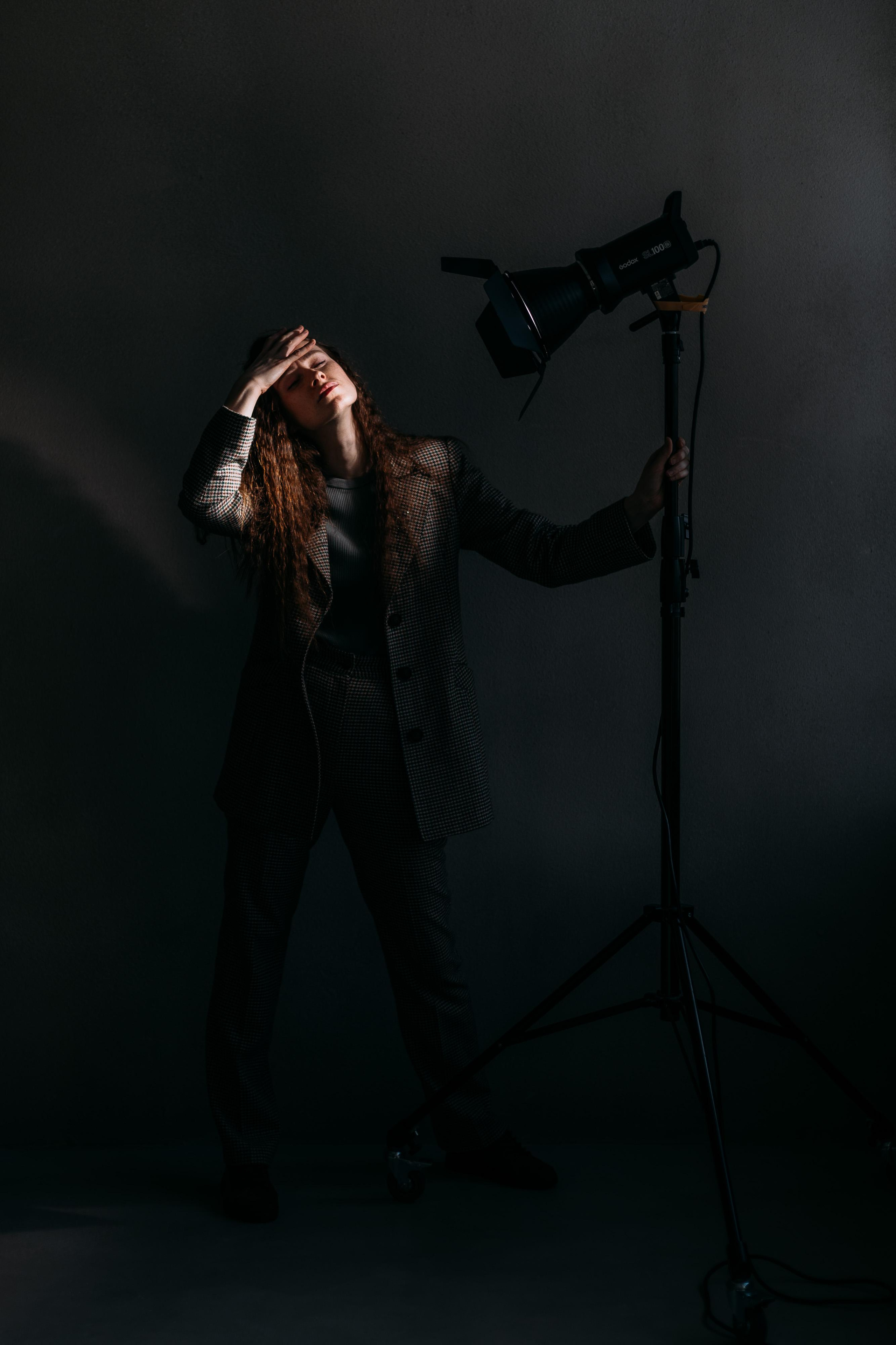 Даниэль и фонарь. Главная