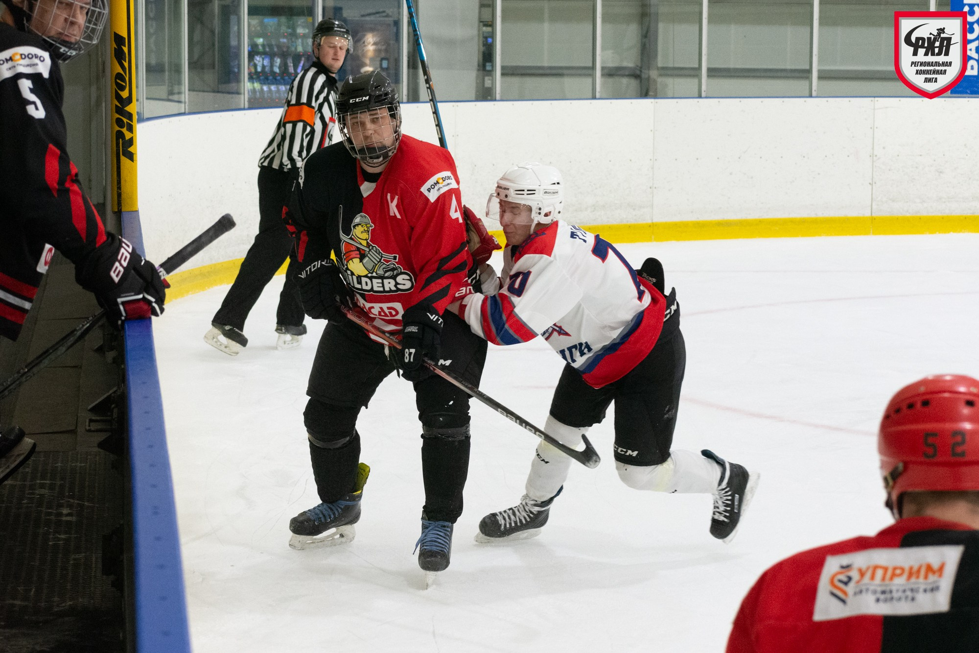 Хоккей. Фотограф Максим Буряк