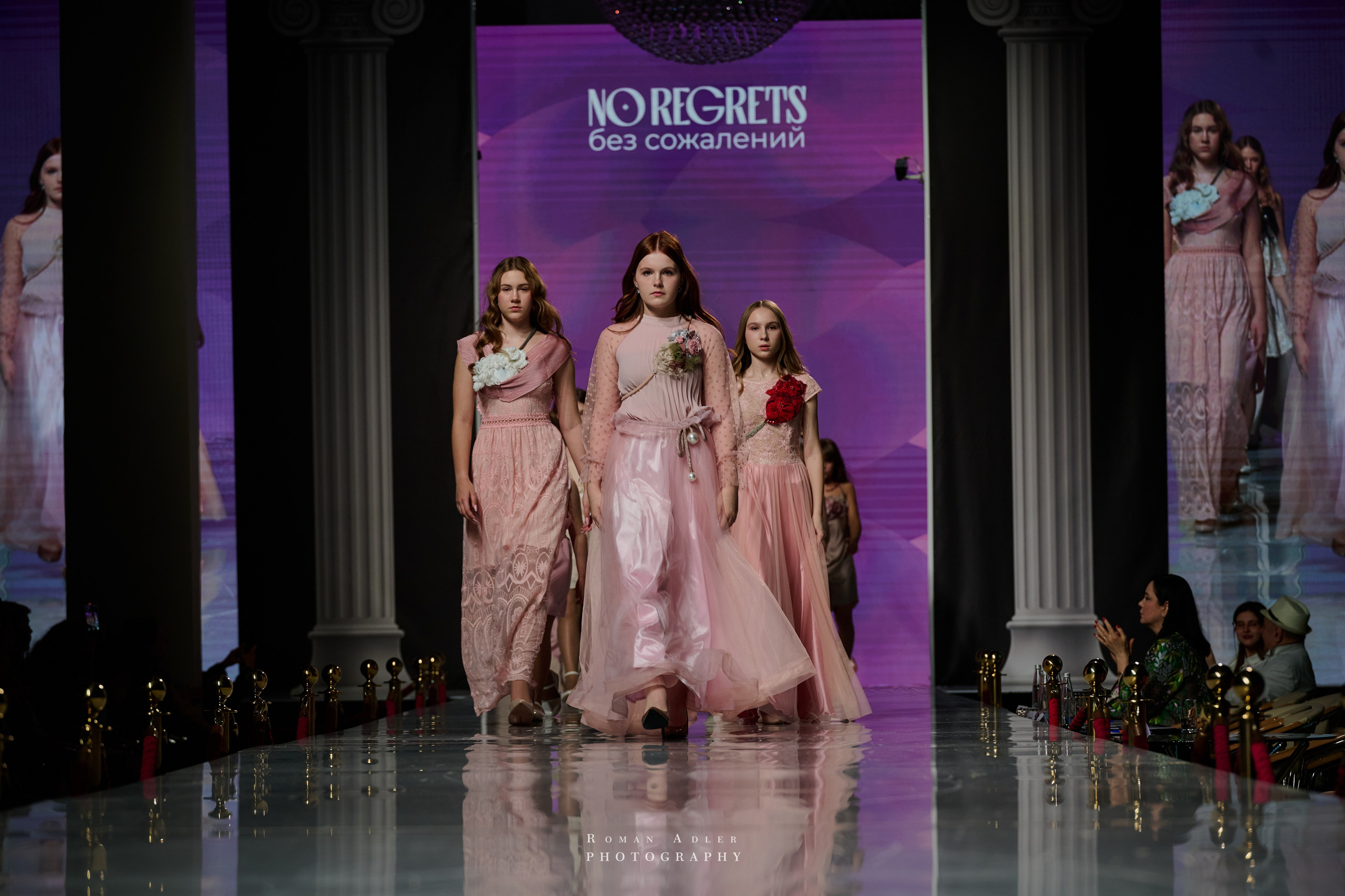 ESTET FASHION WEEK ВЕСНА — 2025. Фотограф Роман Адлер