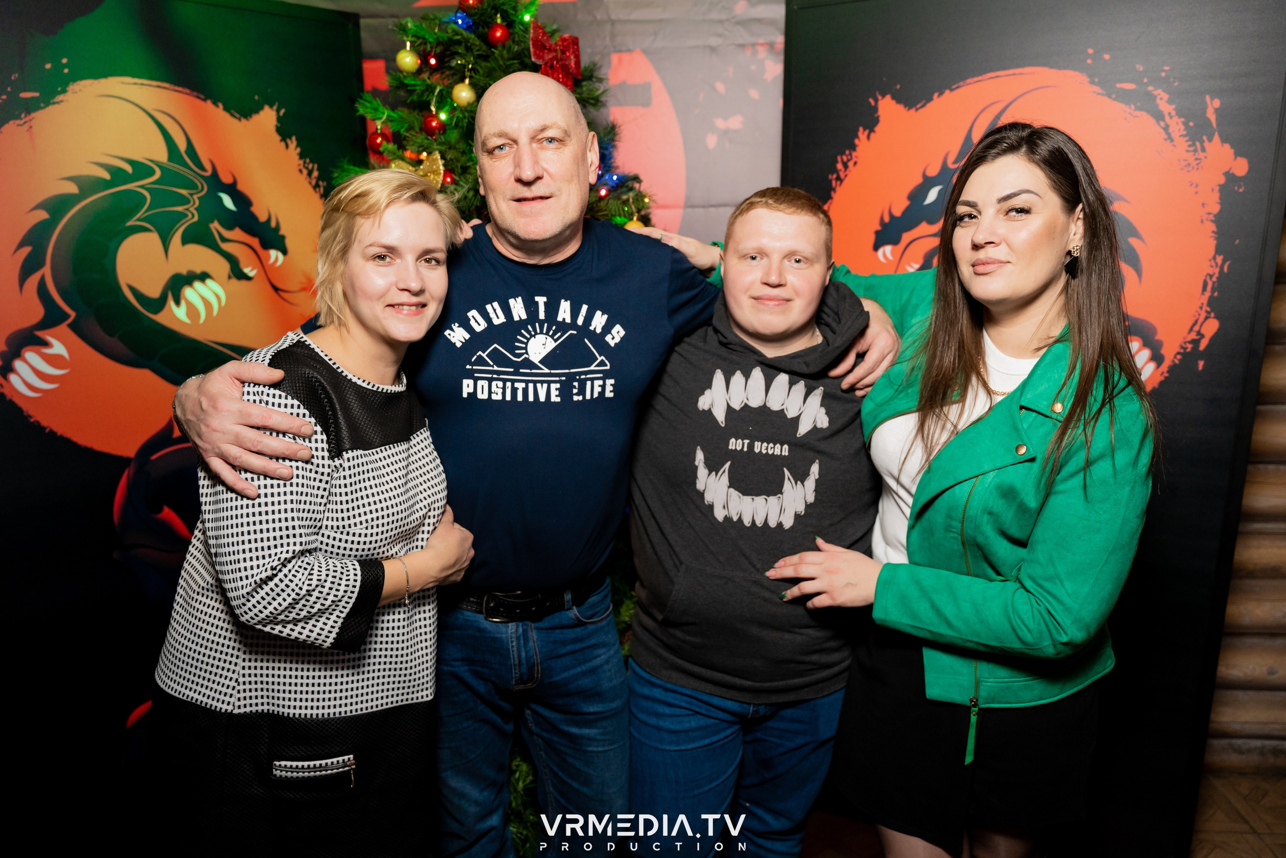 Новогодний вечер «У Петровича»