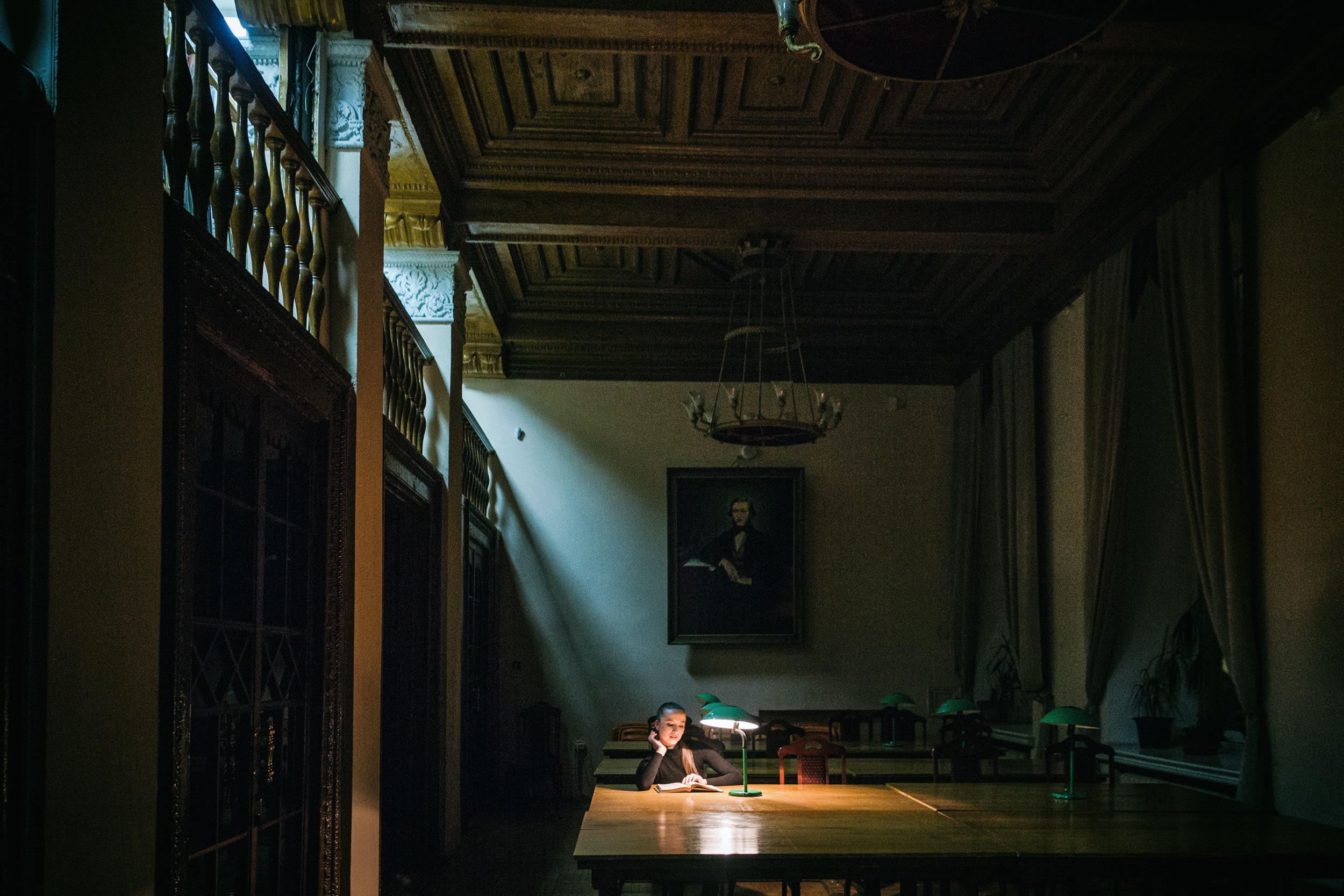 Портретная фотосессия в студии и стритфотография