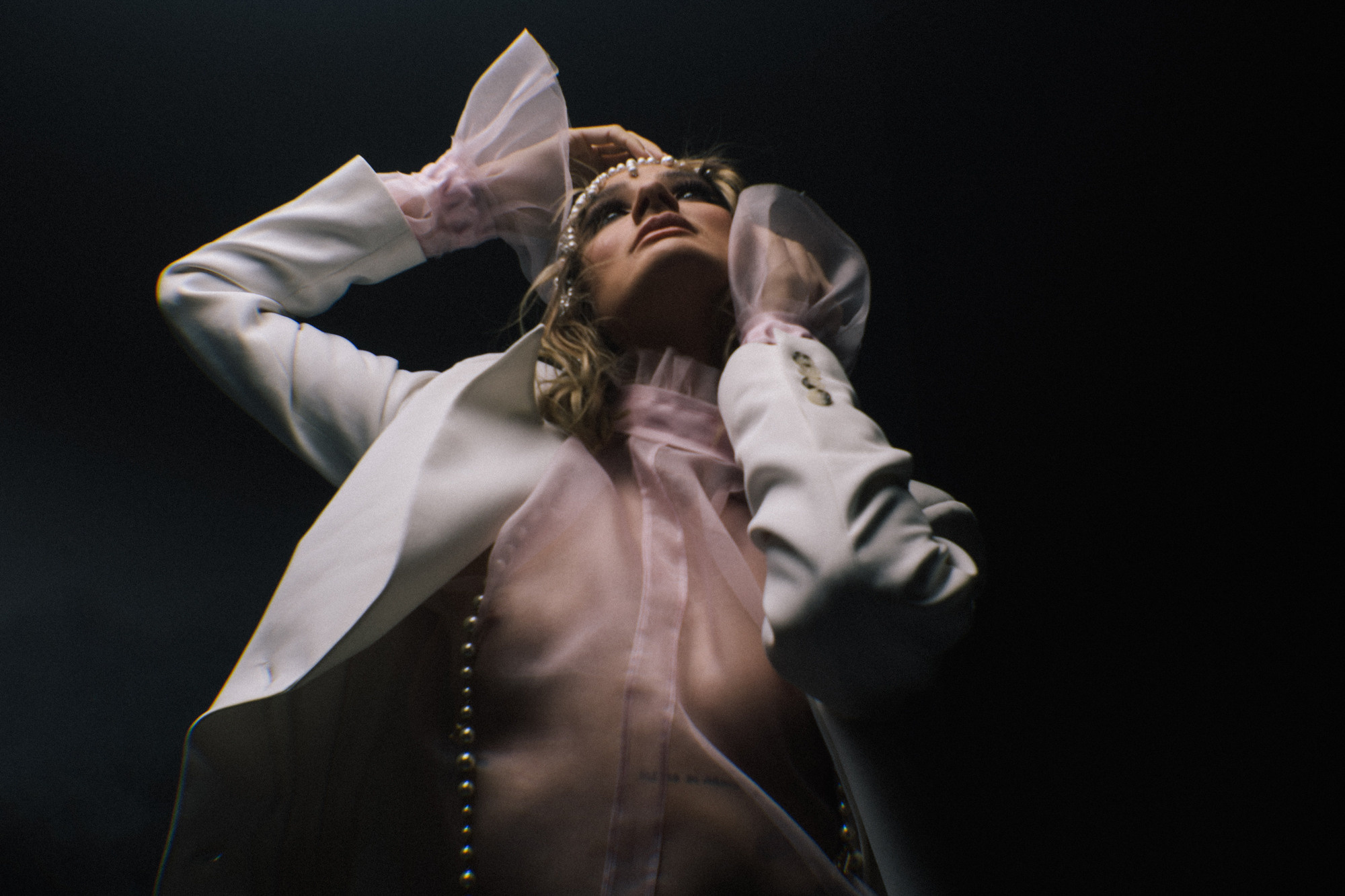 Портретная фотосессия в студии и стритфотография