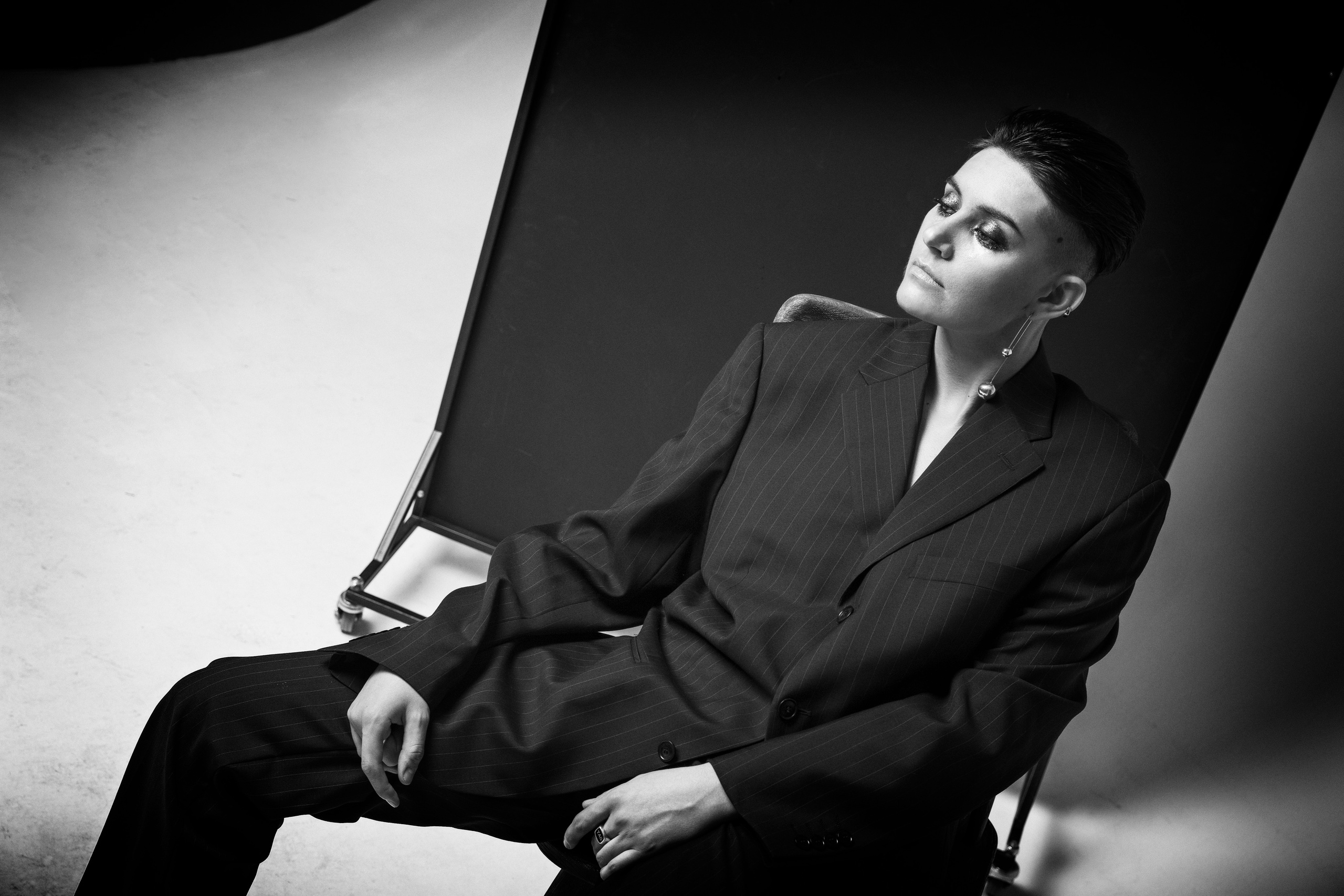 Портретная фотосессия в студии и стритфотография