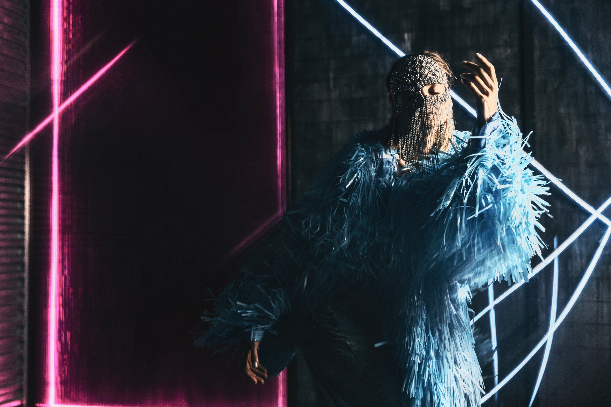 Портретная фотосессия в студии и стритфотография