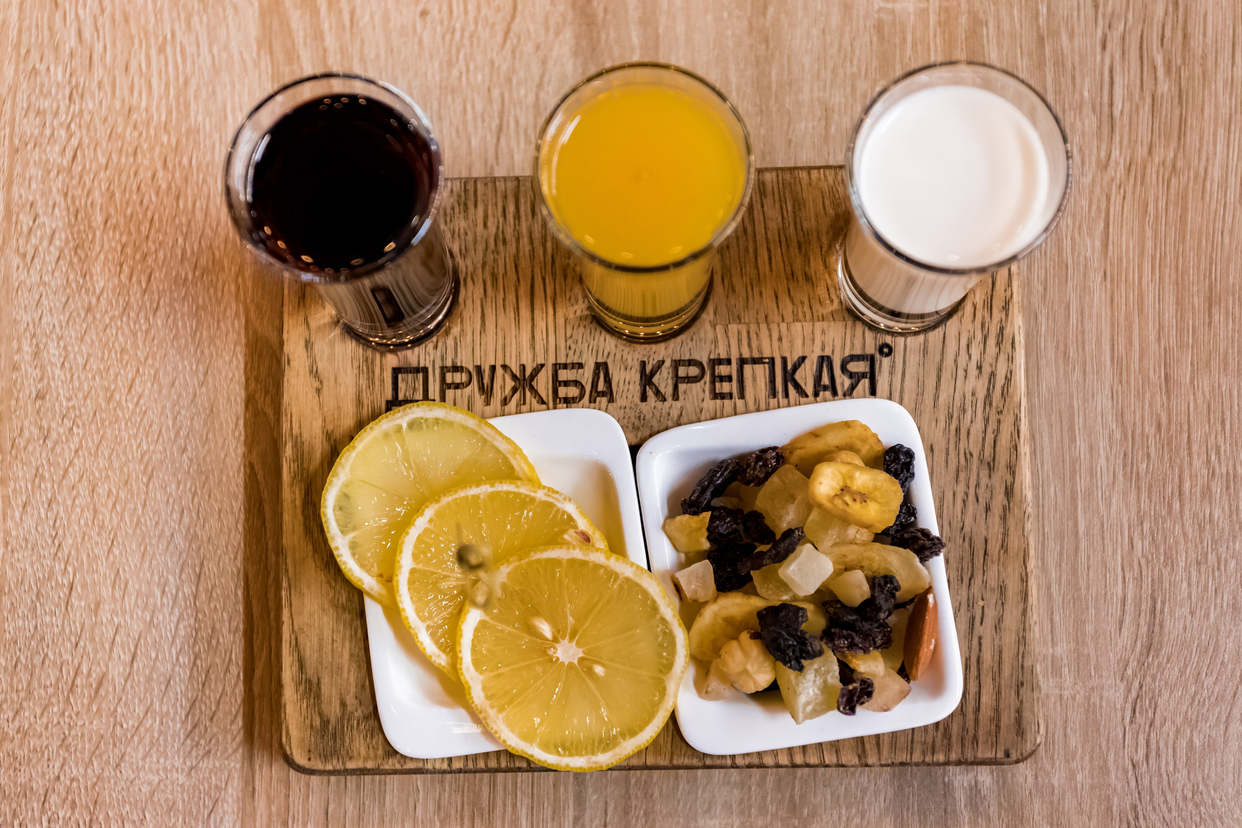 Фотосъемка для бара Дружба крепкая в ТЦ Нора. Интерьеры, Контент, Портреты | Фотограф в Москве Дани Терно