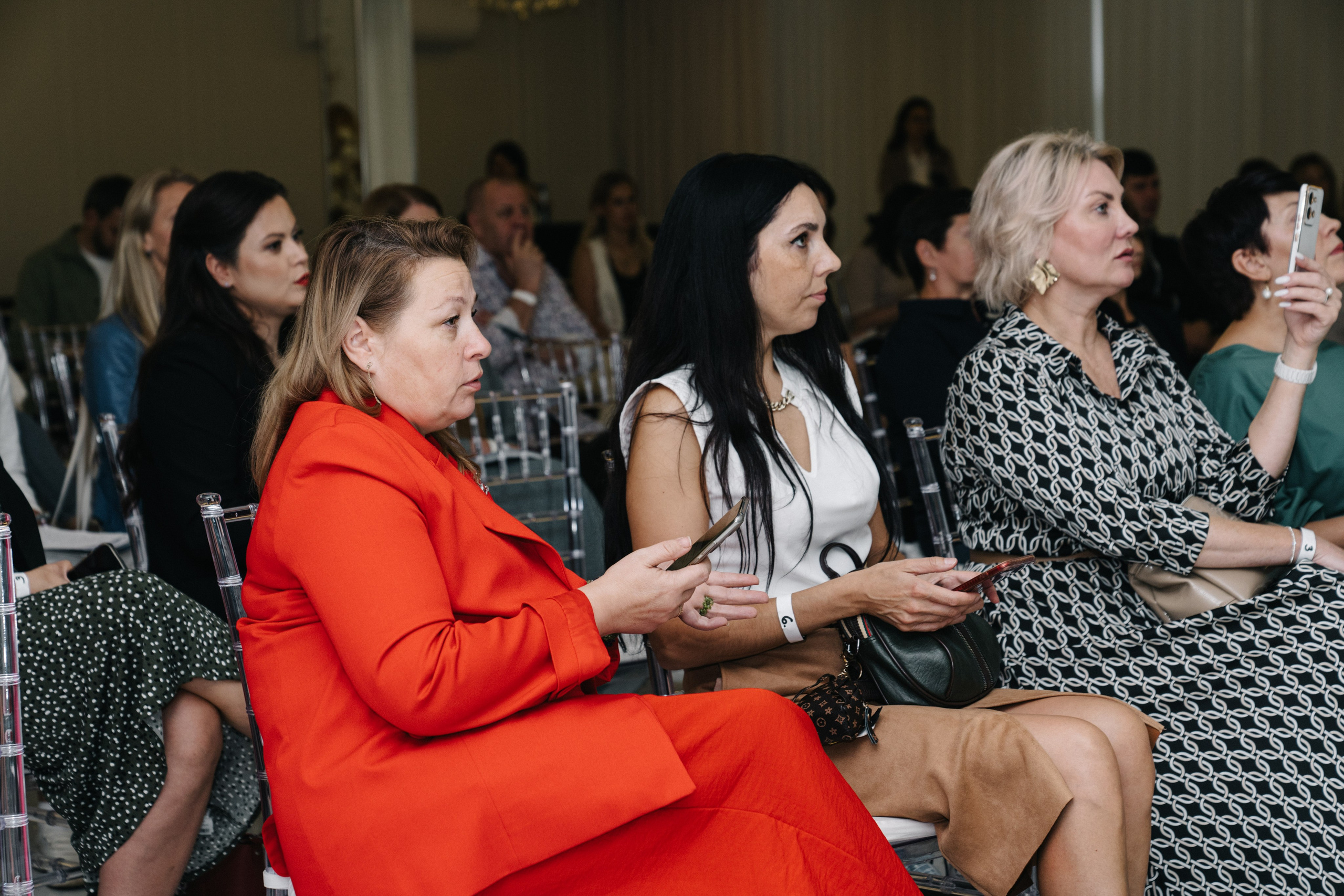 UDS. Время действовать. Свадебный и Мужской фотограф