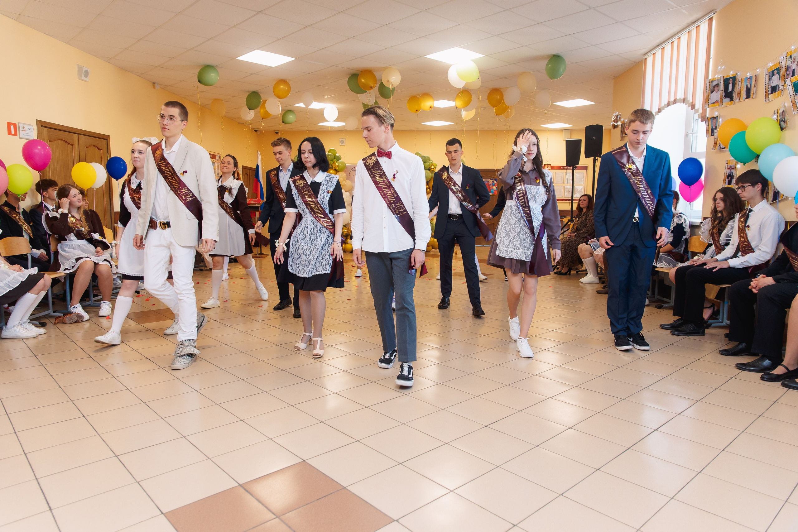 Последний звонок. Фотограф в Кронштадте и Санкт-Петербурге Анастасия Коваленко