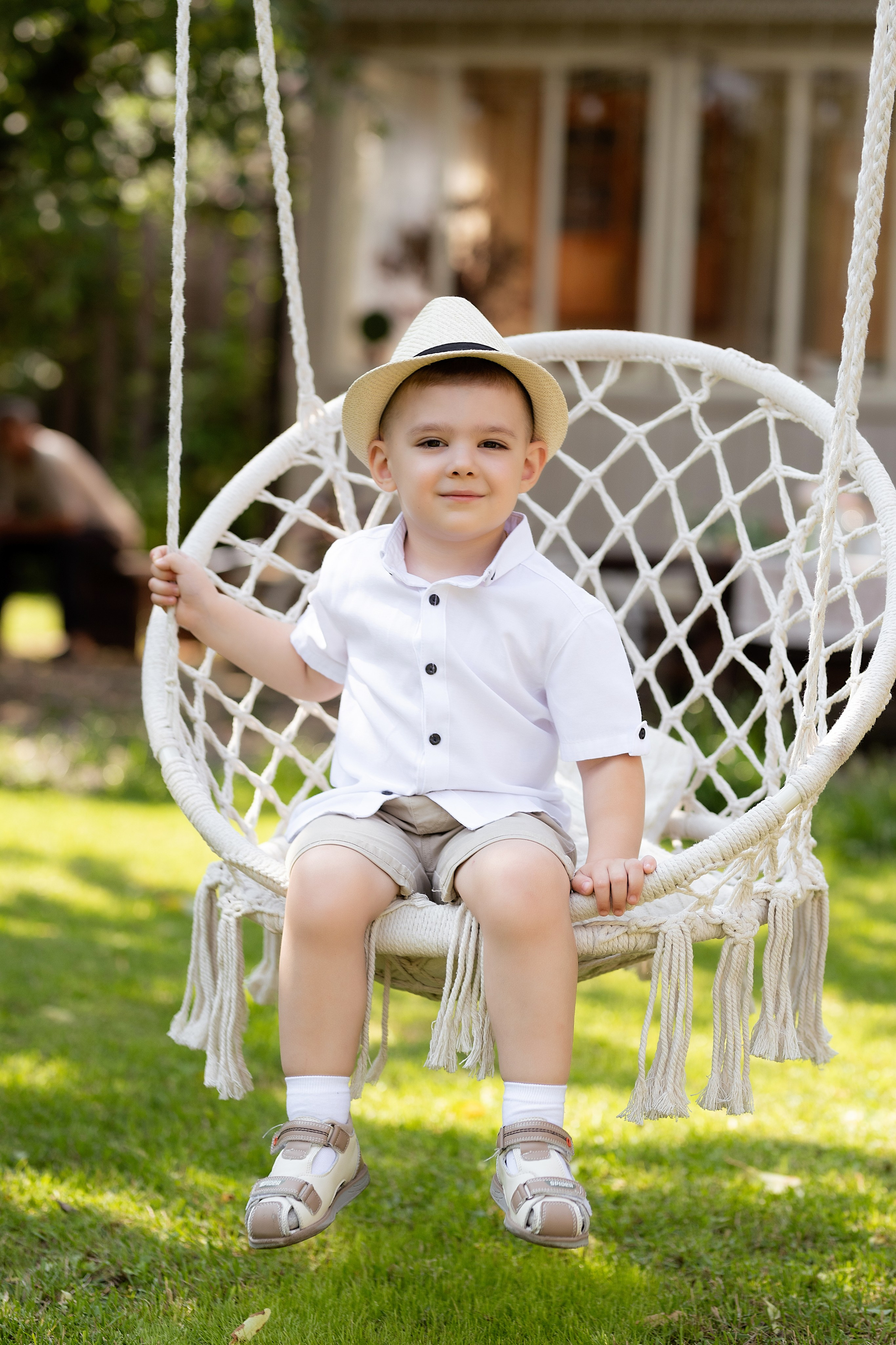 Семейная фотосессия на фотодаче в Купавне. Фотограф в Железнодорожном и Балашихе