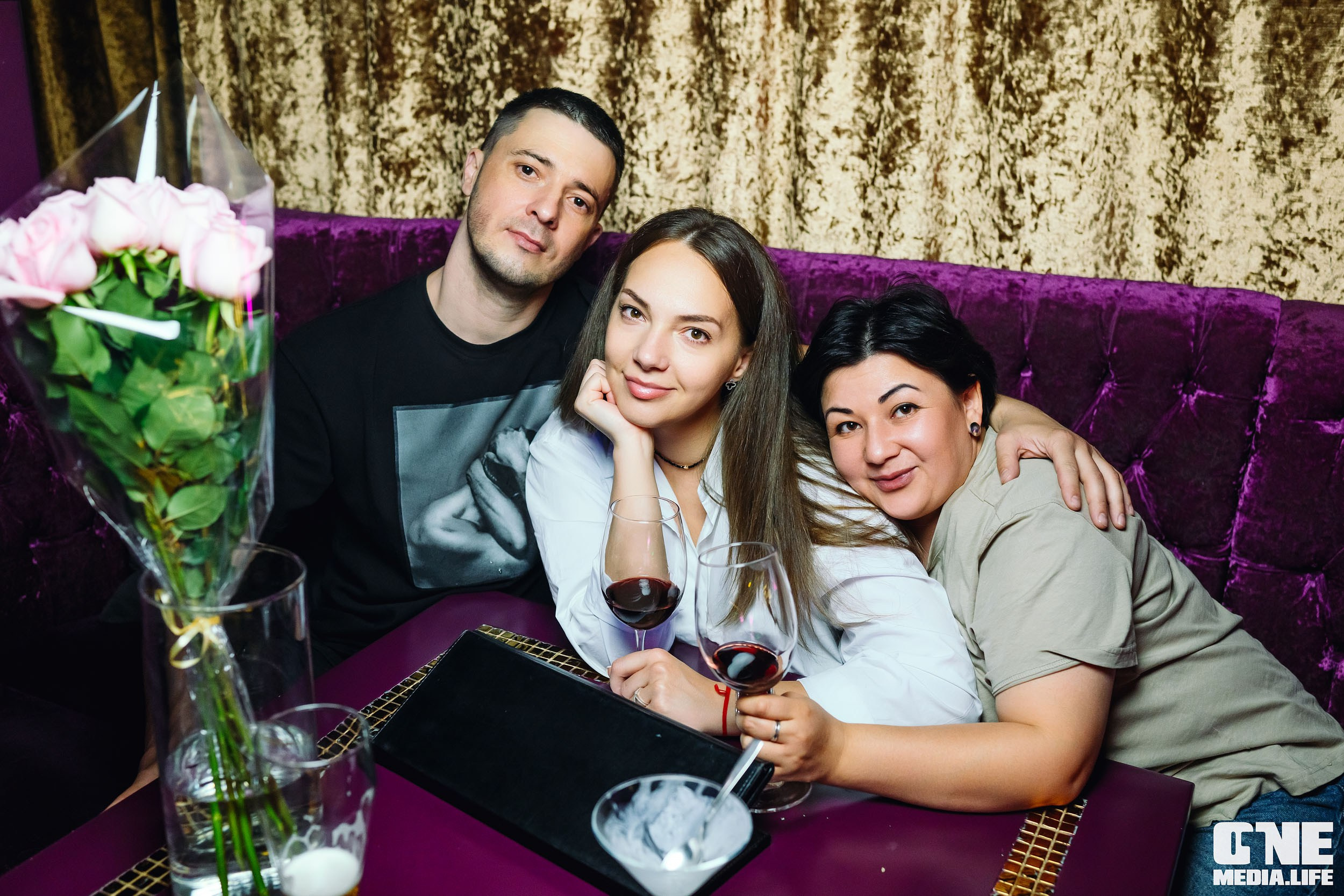 Фоторепортаж из караоке-клуба Эйфория. One Media Life: фоторепортажи, фотоотчеты с мероприятий и заведений