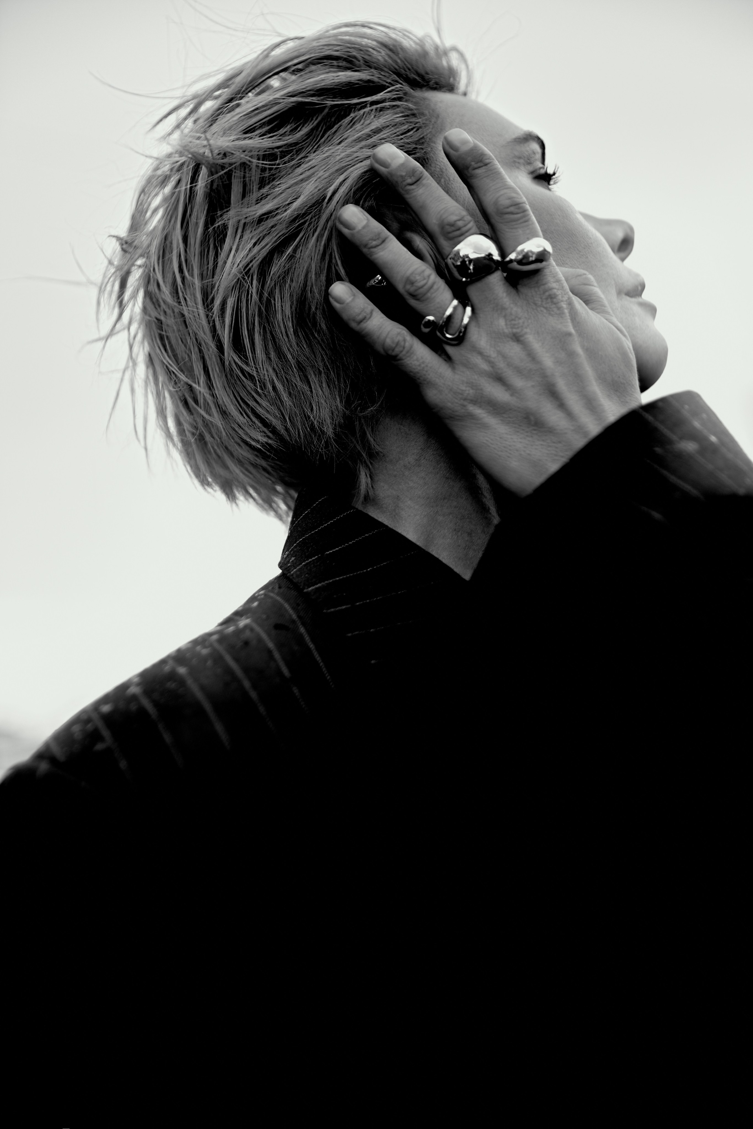 LUBOV INJINEVSKAYA. Yulia Otroschenko