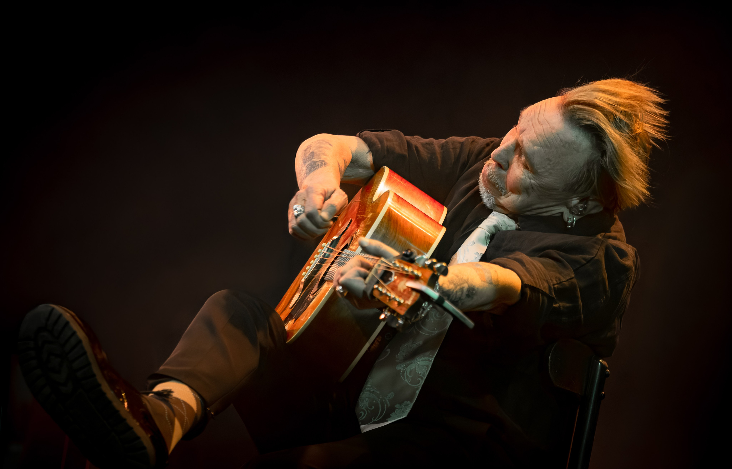 NE Cinema — backstage and reportage photography in cinema, music, Automotive and sport