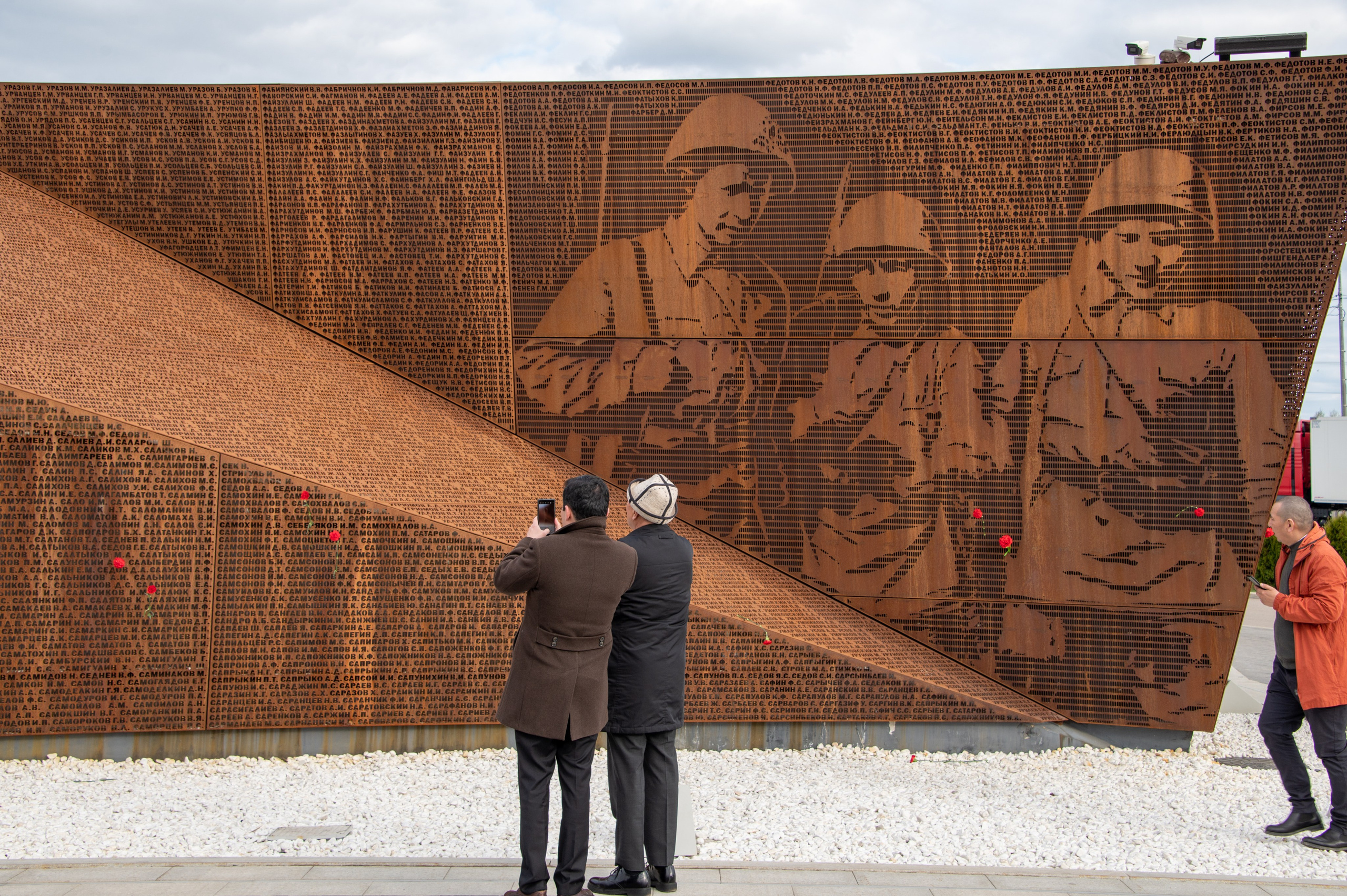 Ржевский мемориал. Фотограф Роман Адлер