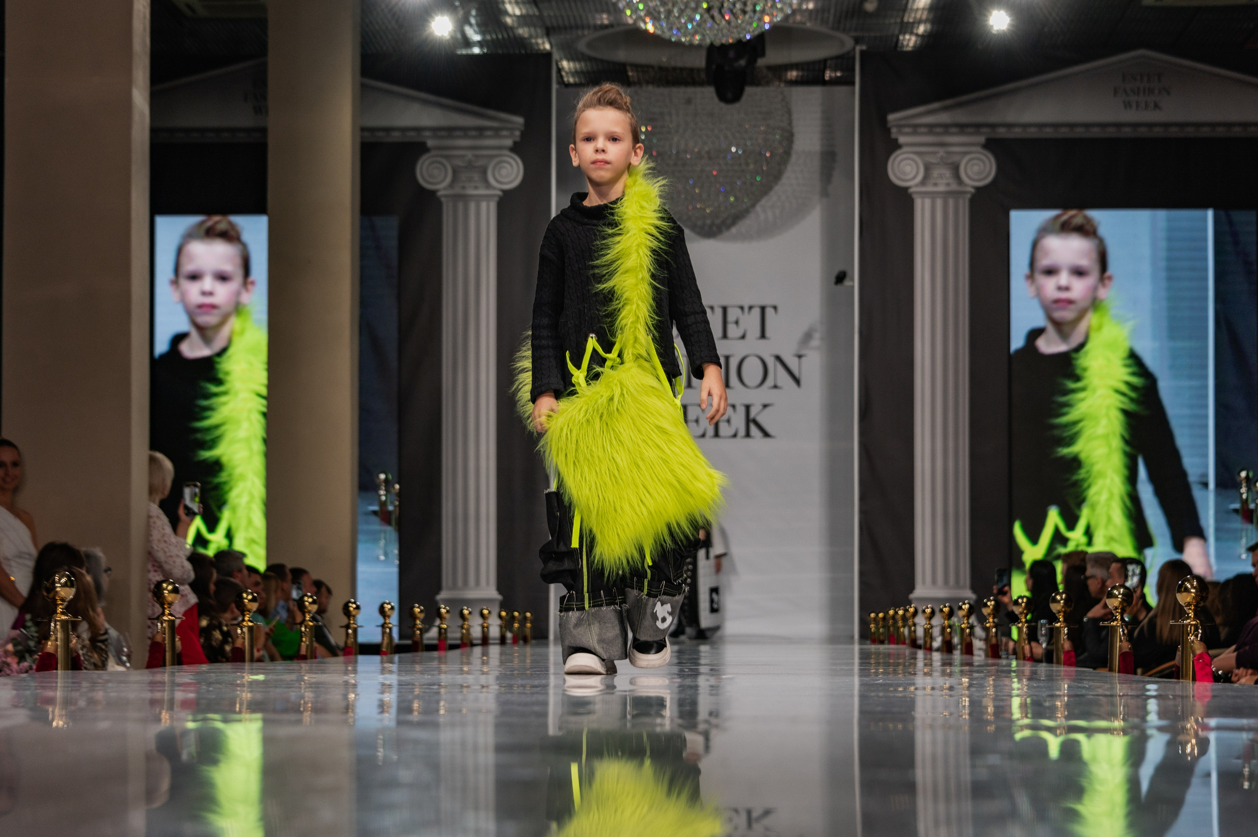 Estet Fashion Week-2023. Фотограф Роман Адлер