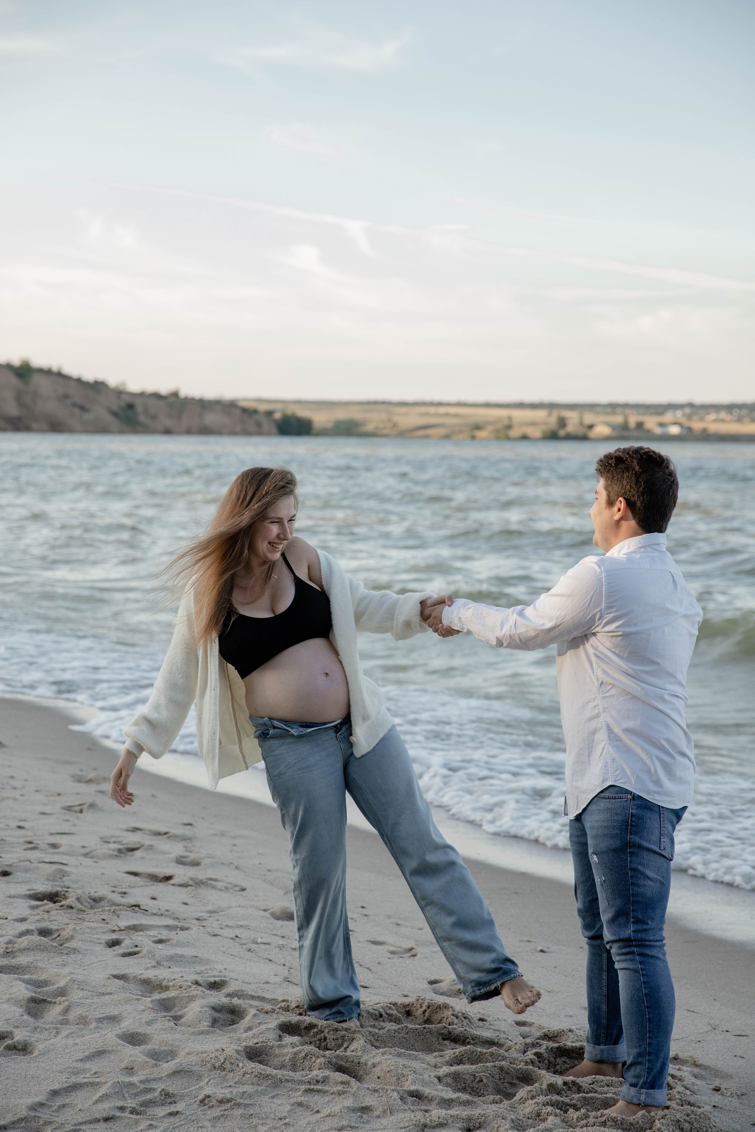 Фотосессия беременности на море. Свадебный фотограф Бакрымова Валентина