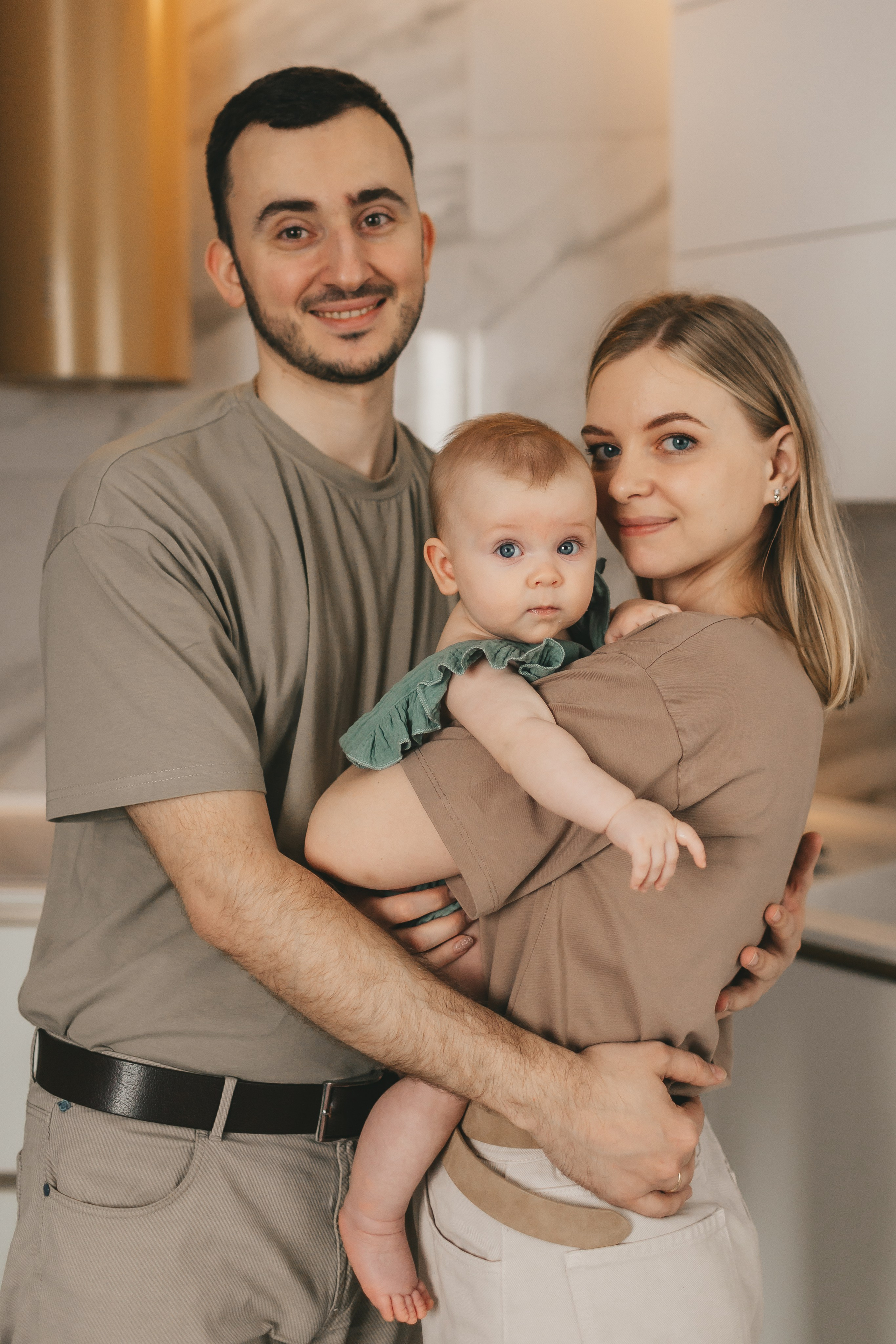 Женя, Юля и Вероника (домашняя фотосессия). Семейный и детский фотограф и видеограф в Москве, Дрокина Наталья