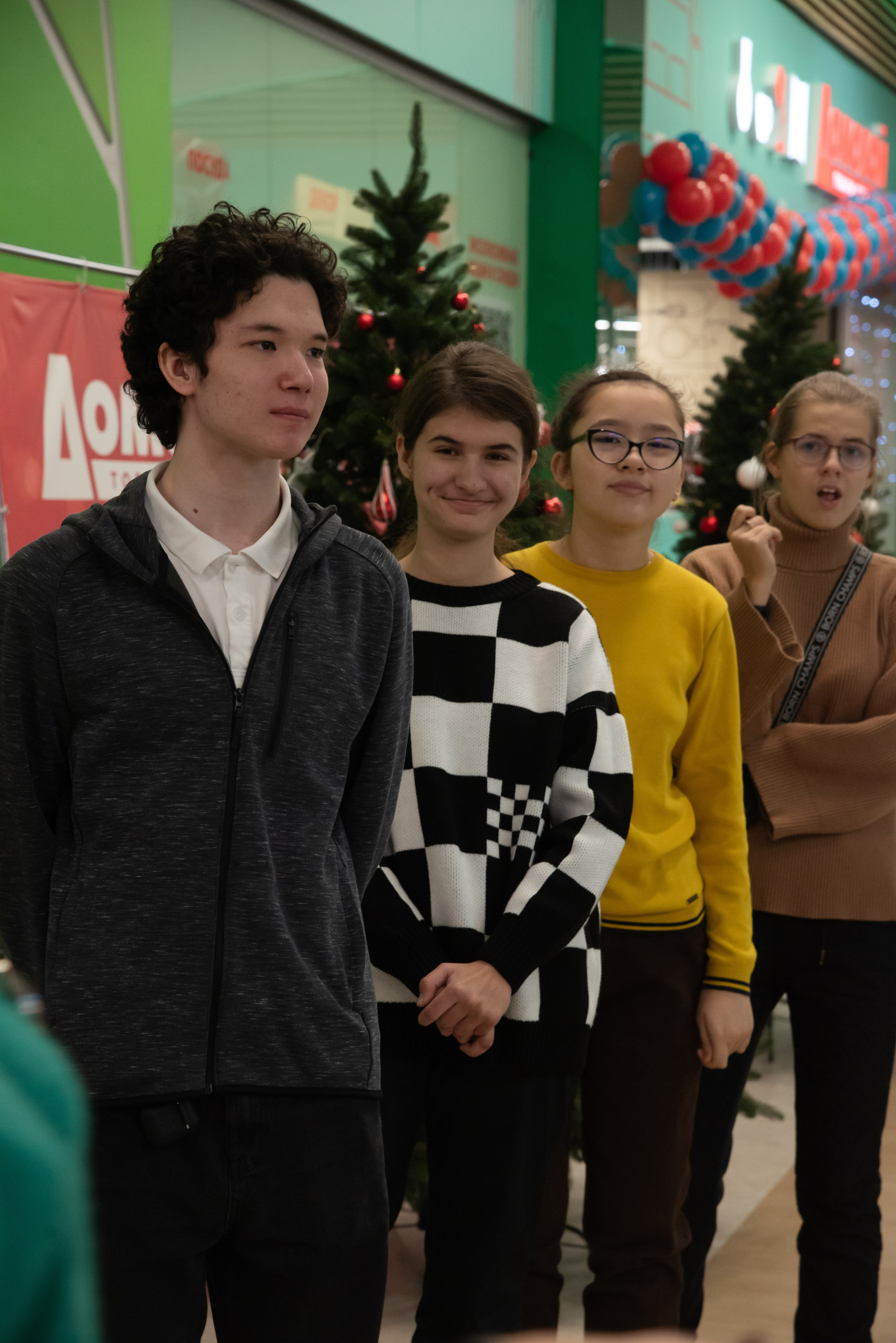 Показ Мод БФ «Исток Жизни». Дети с «Безграничными Возможностями». Портретный Семейный Fine-Art фотограф в Санкт-Петербурге Криулина