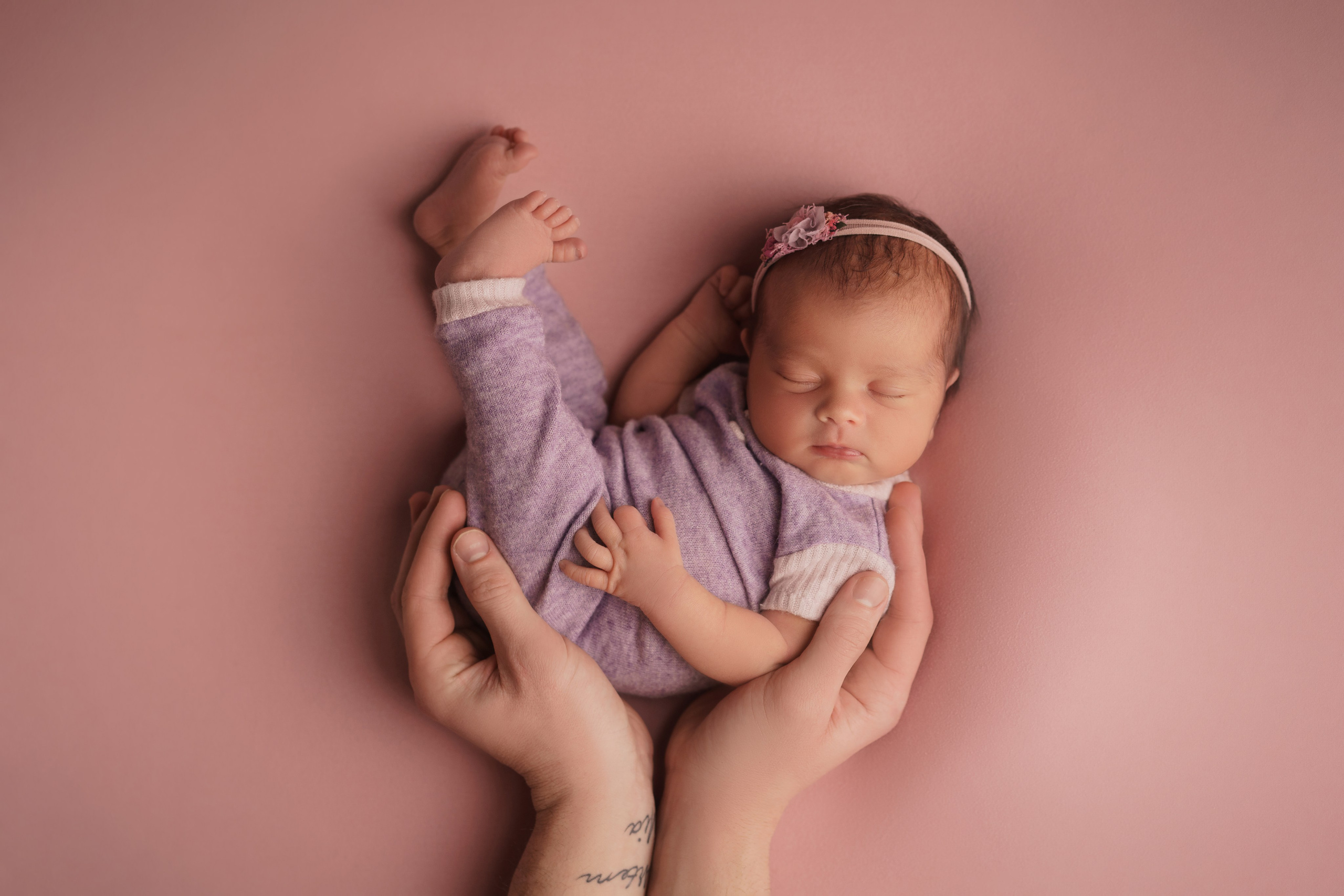 Фотосессия новорожденных | Галерея трогательных кадров малышей в стиле newborn. Фотосессия новорожденных в Москве и Московской области | Профессиональный фотограф newborn — Татьяна Иванова