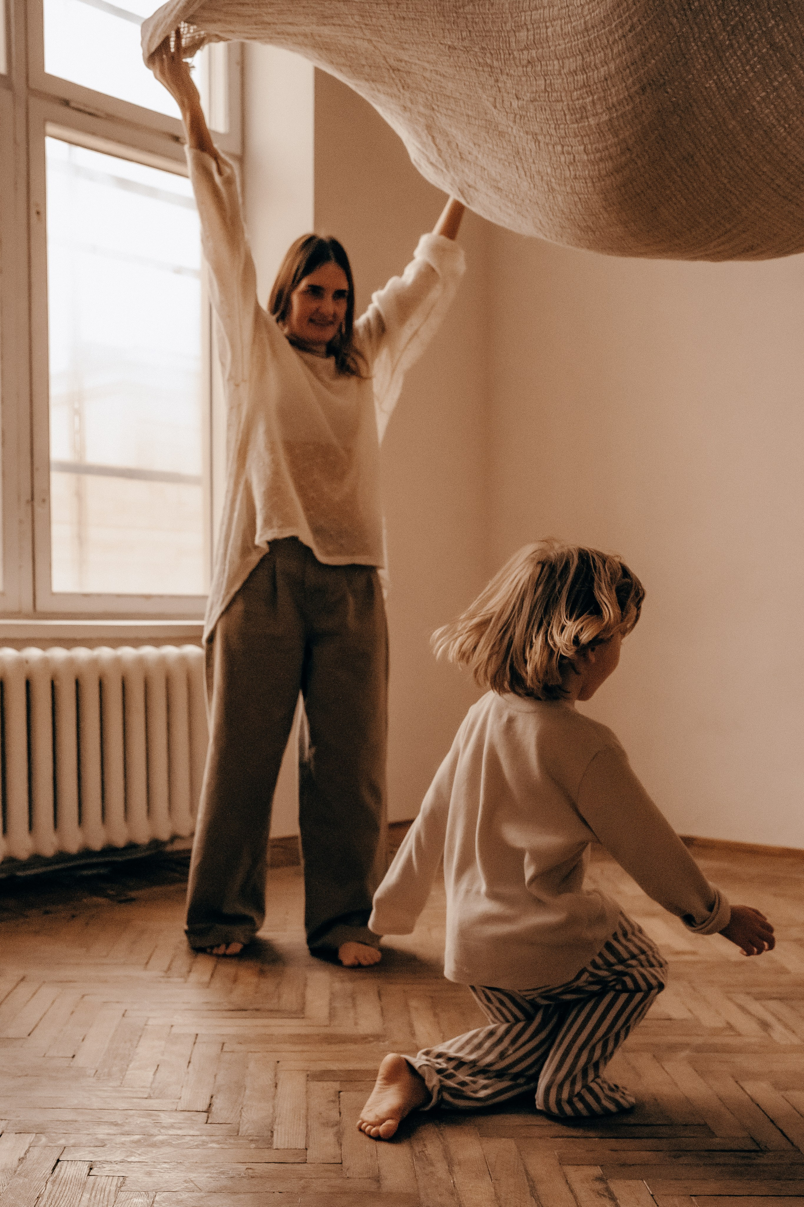 Объятья и немного баловства. Главная