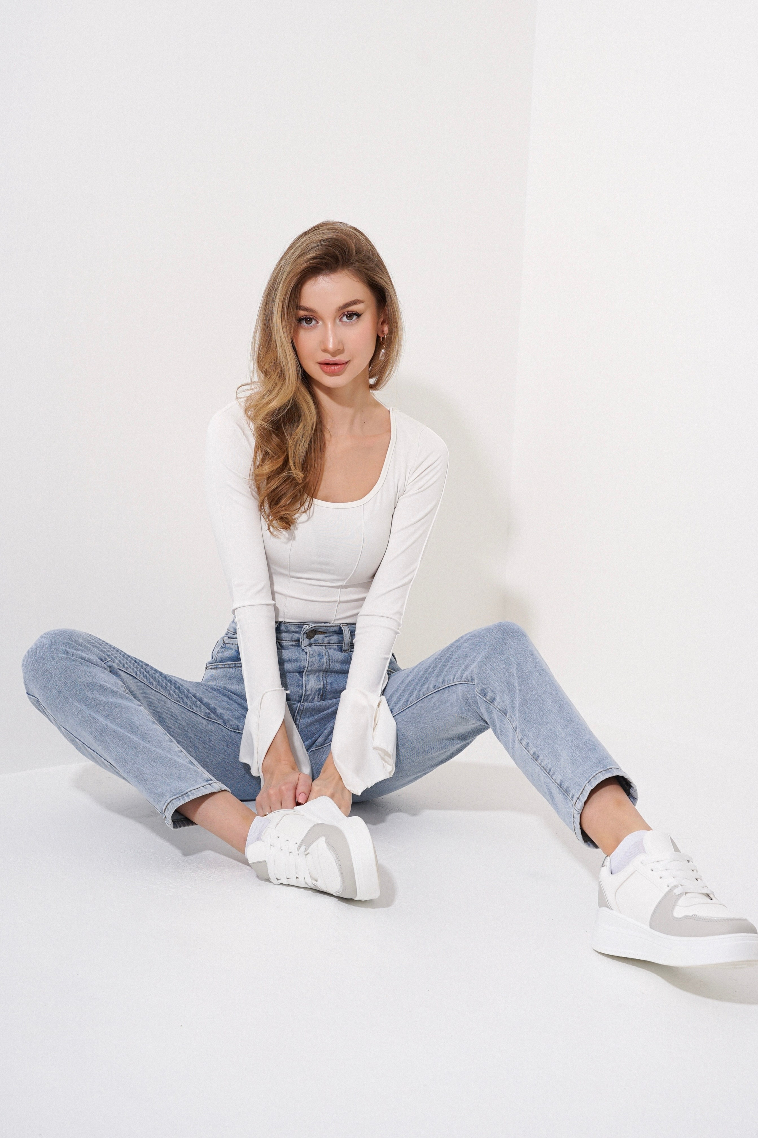 Мария, 40-42 р-р, 173 рост. KED Production — продакшн из СПб. Создаём фото, видео и контент, который помогает брендам и селлерам продавать больше