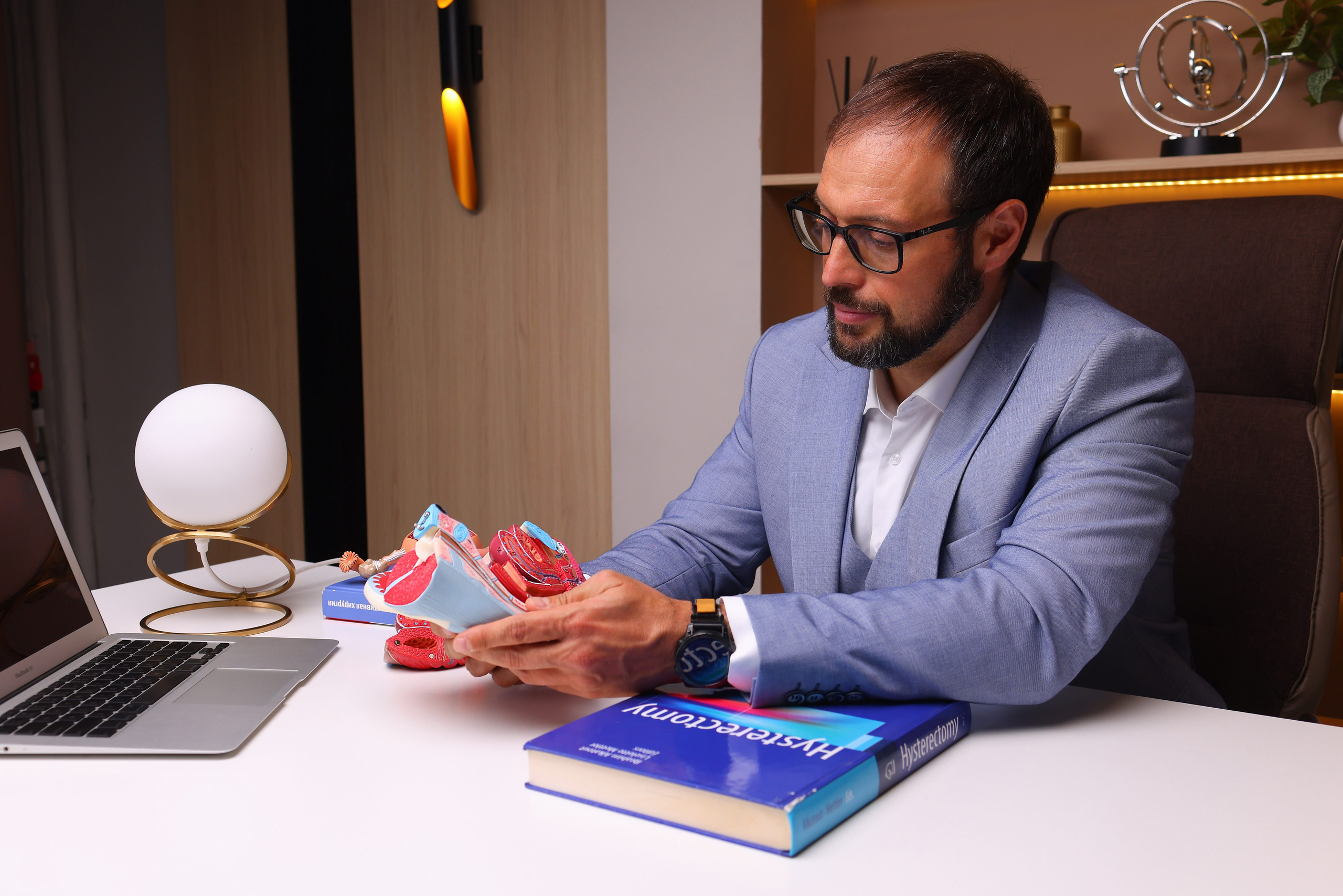 Фотосессия для врачей в студии cross studio.